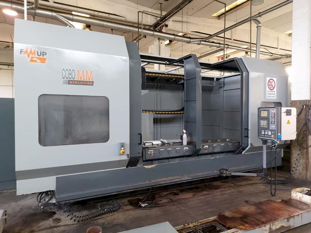 Vista frontale della macchina FAMUP COBO 3000