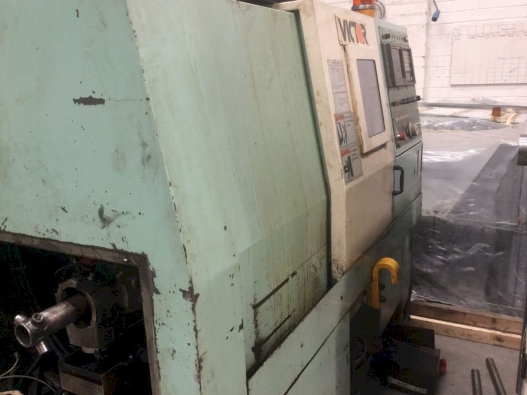 Vista frontale della macchina Victor VT Plus/15