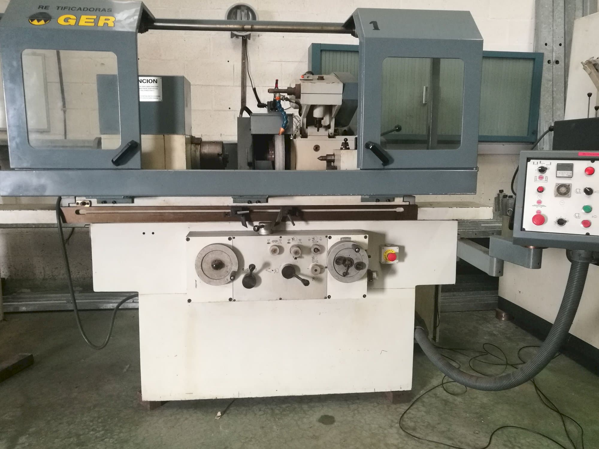 Vista frontale della macchina GER C/600