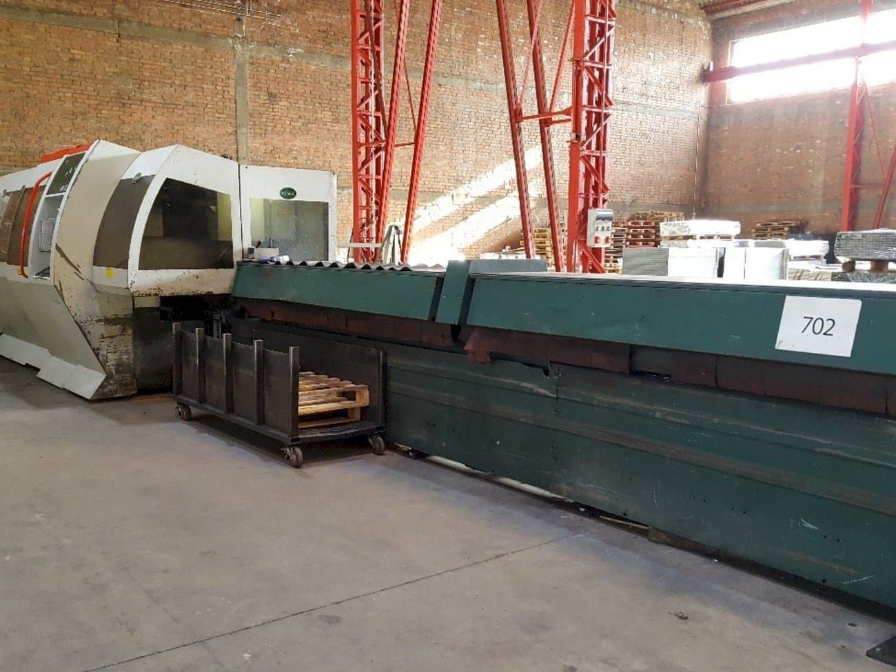 Vista frontale della macchina BLM ADIGE LT 702D