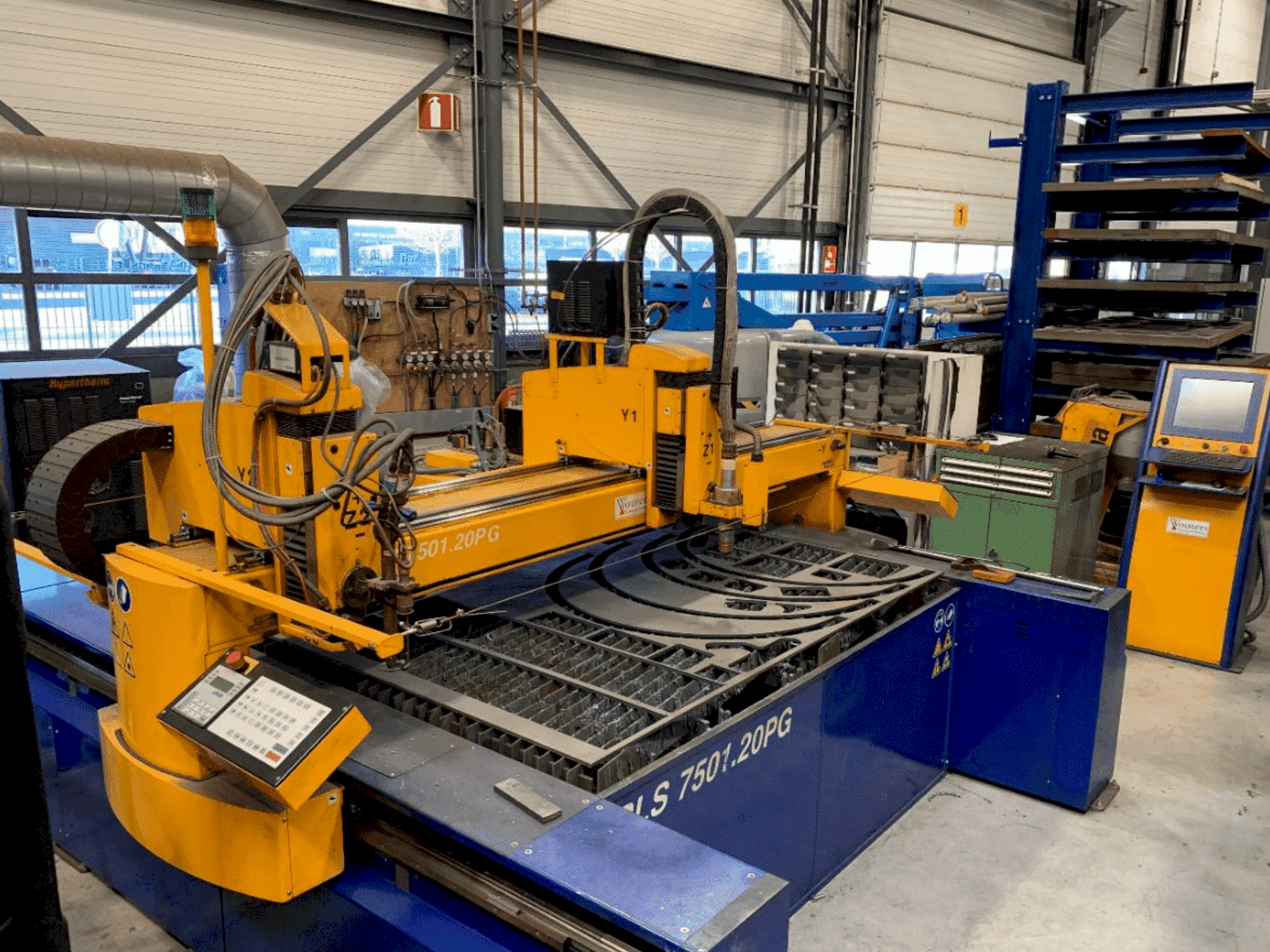 Vista frontale della macchina MicroStep PLS7501.20PG