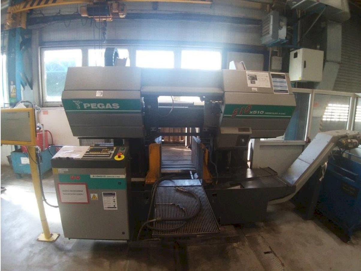 Vista frontale della macchina Pegas 510x510 Herkules X-CNC
