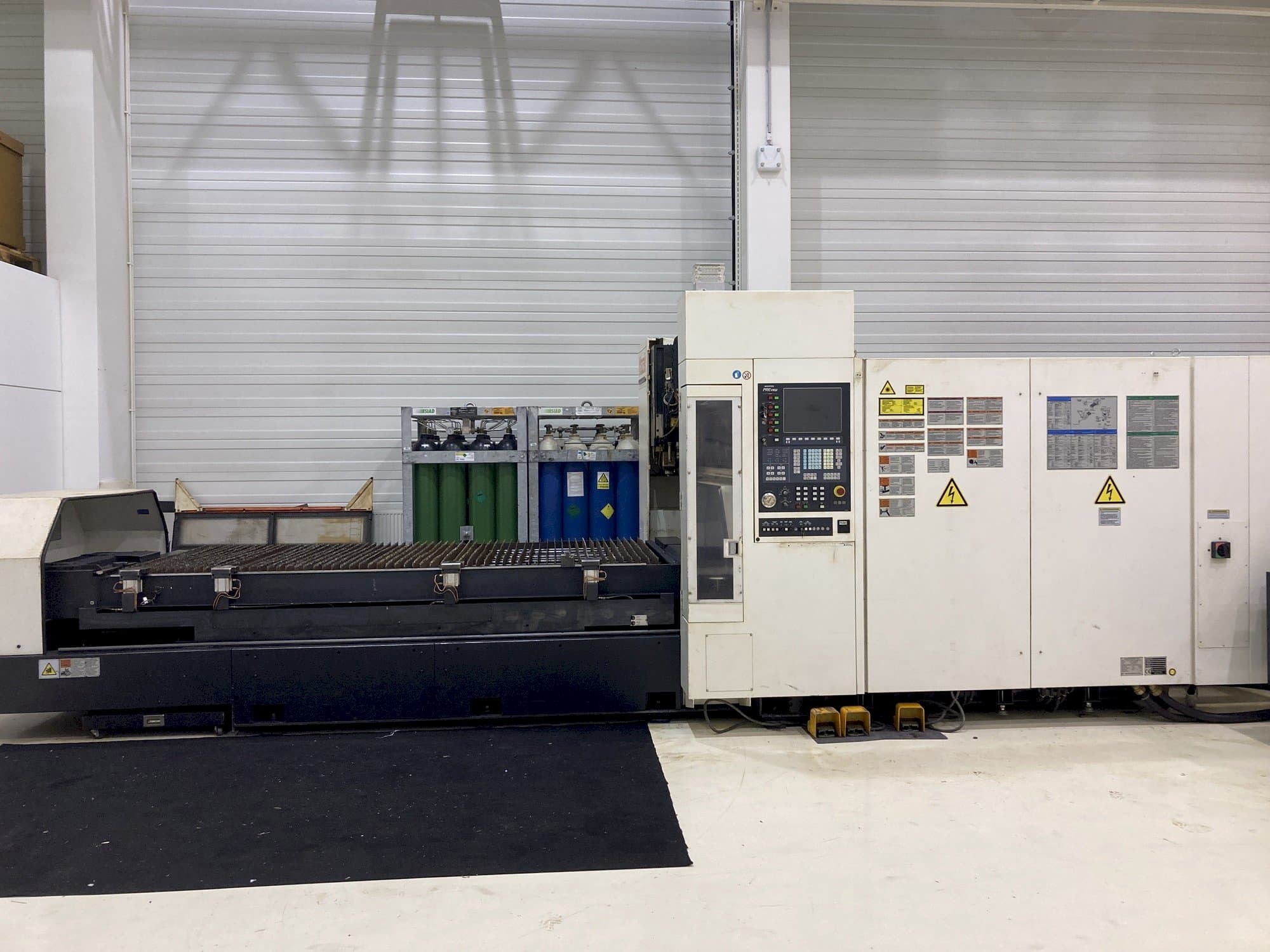 Vista frontale della macchina Mazak Super Turbo-X 510 MK III RTC