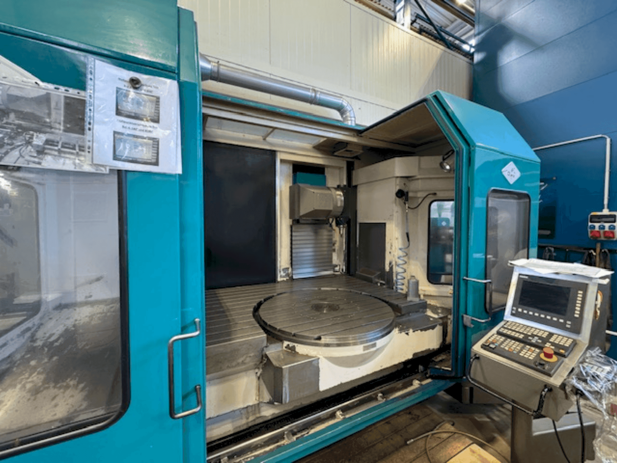 Vista frontale della macchina OMV BPF-4 1200