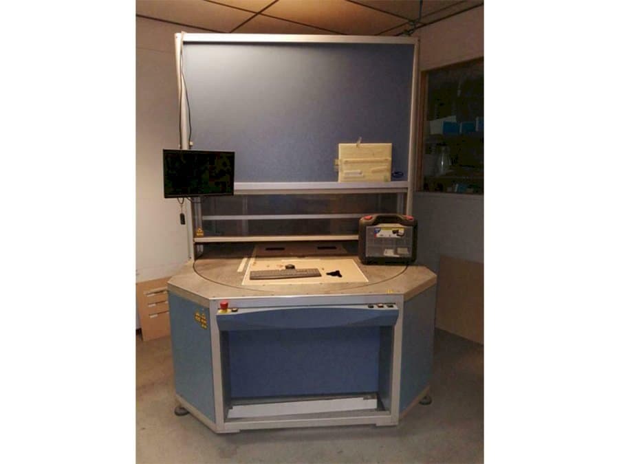 Vista frontale della macchina SEI Laser INFINITY 5070