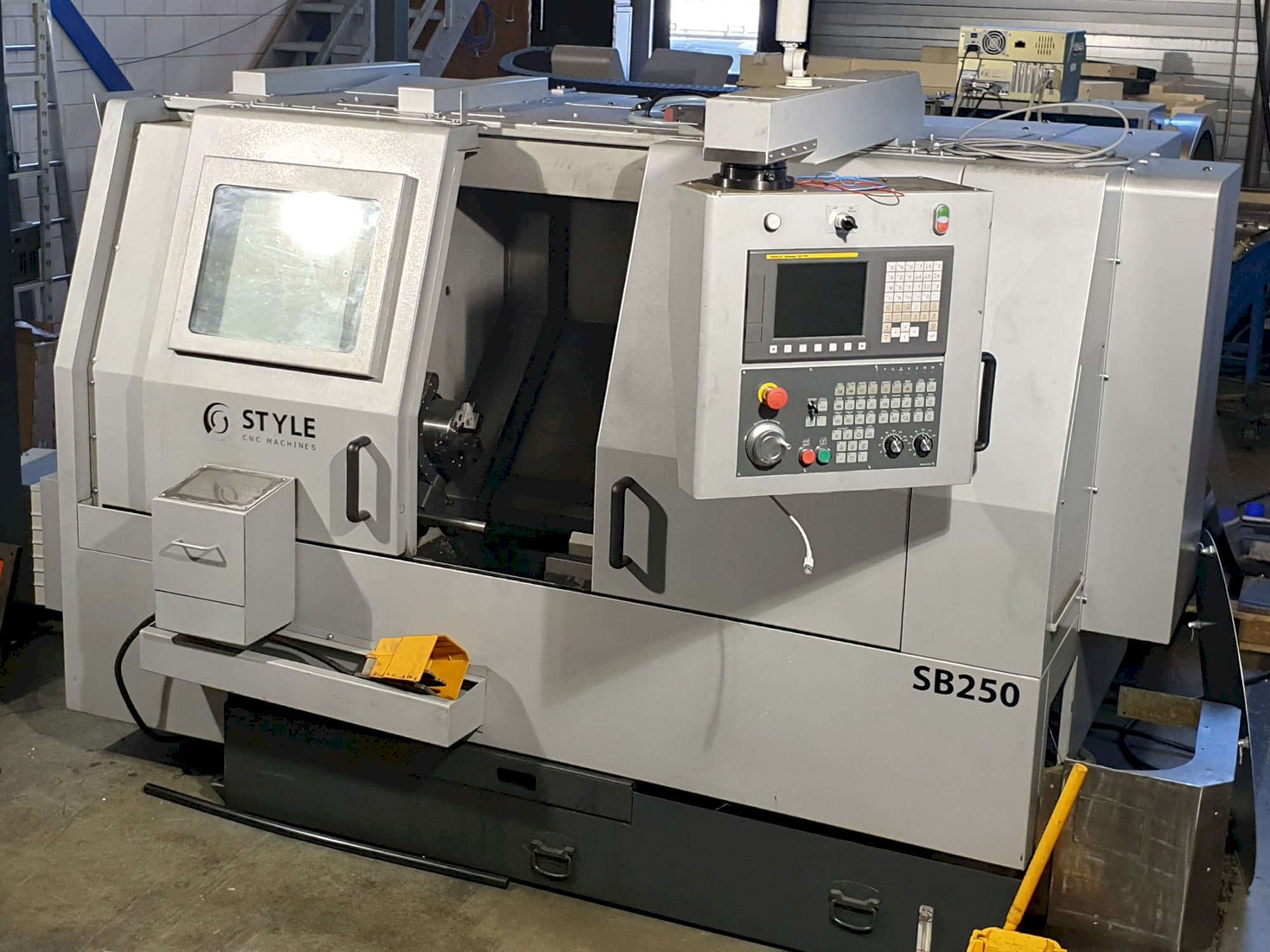 Vista frontale della macchina STYLE SB250