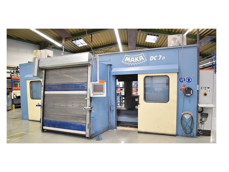 Vista frontale della macchina MAKA DC 7 D