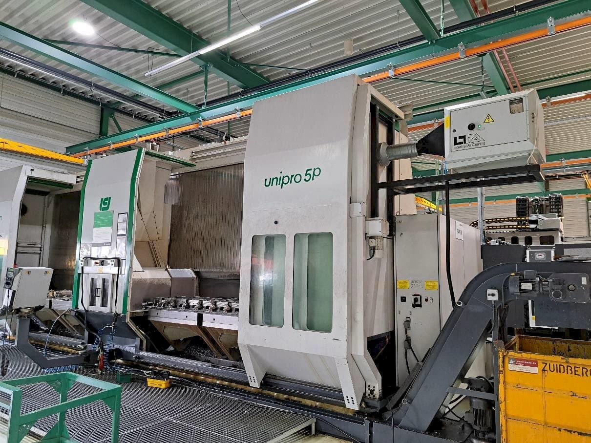 Vista frontale della macchina Unisign Unipro 5P