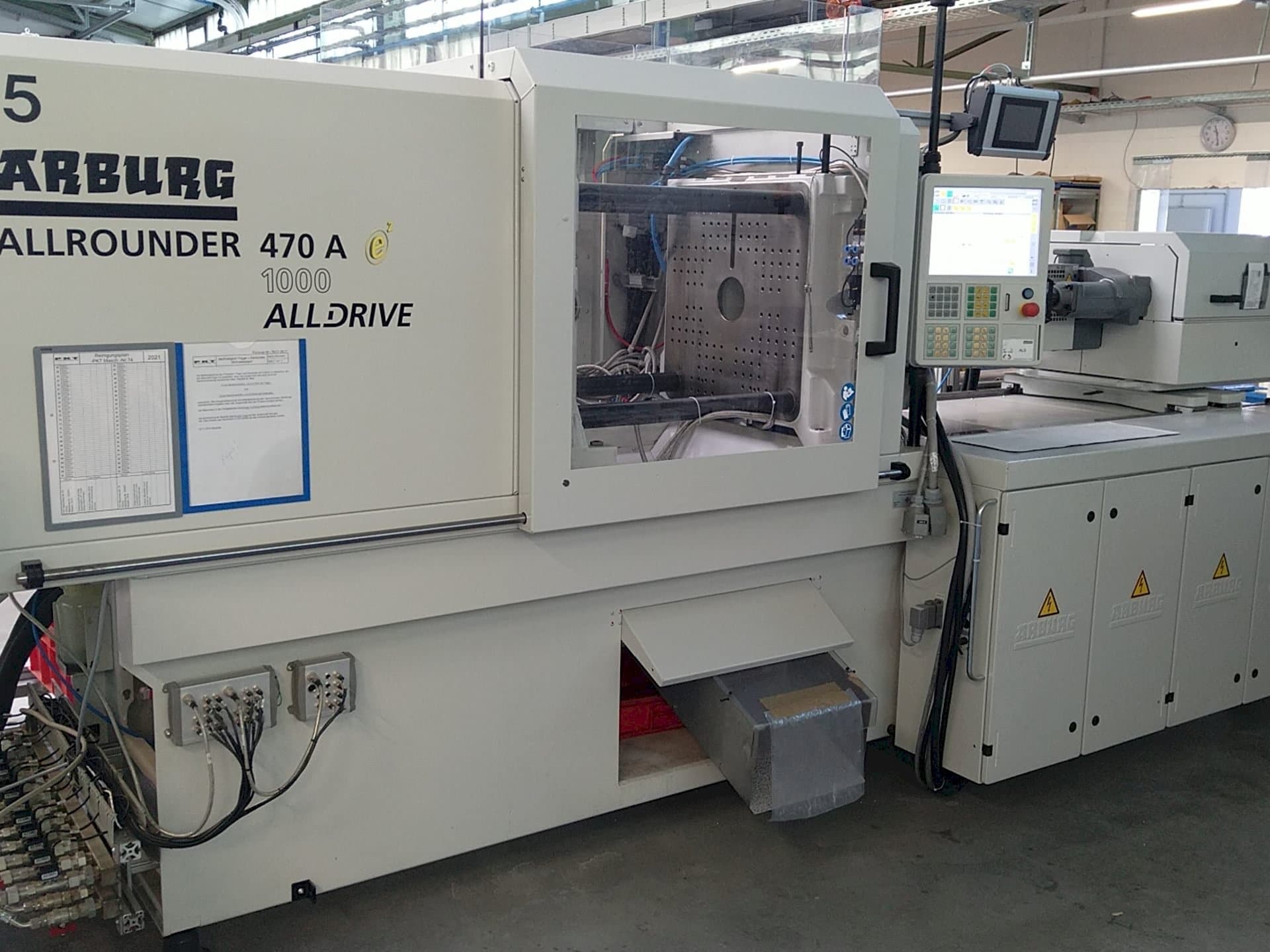 Vista frontale della macchina Arburg Allrounder 470 A 1000-400