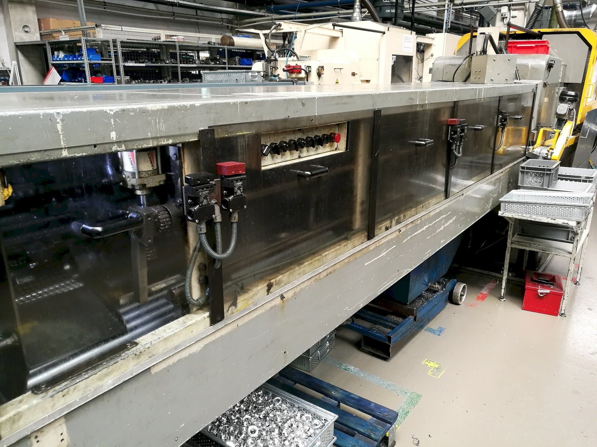 Vista frontale della macchina Wickman 1  3/4"-6