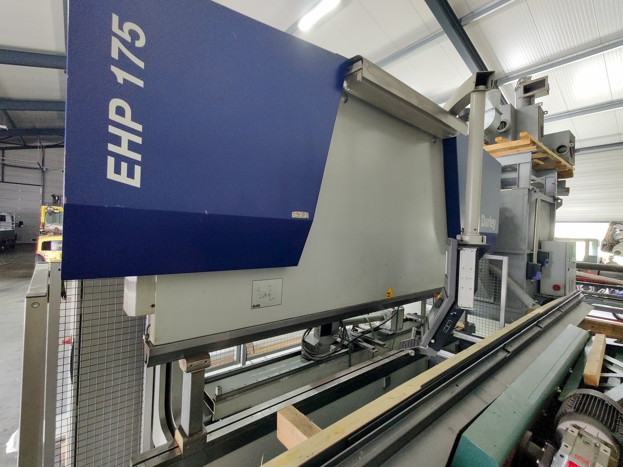 Vista lato sinistro della macchina Darley EHP 175.31/25