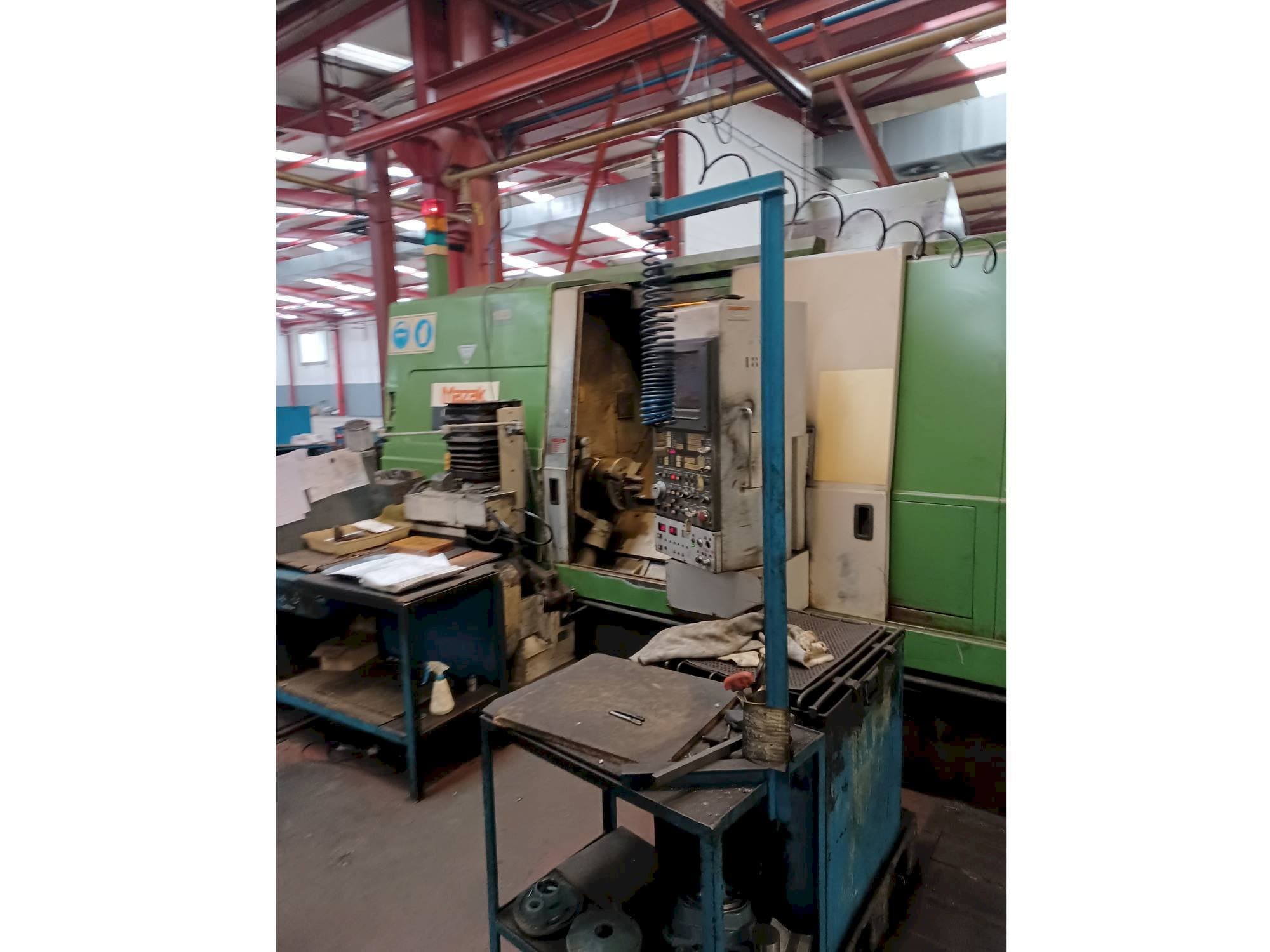 Vista frontale della macchina Mazak Integrex 40 ATC M/C