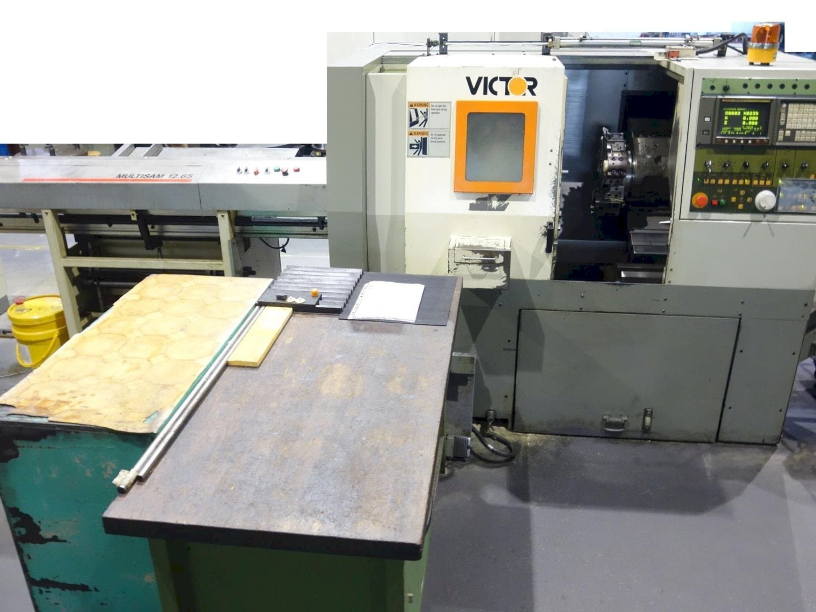 Vista frontale della macchina Victor V Turn plus 15 (1996)