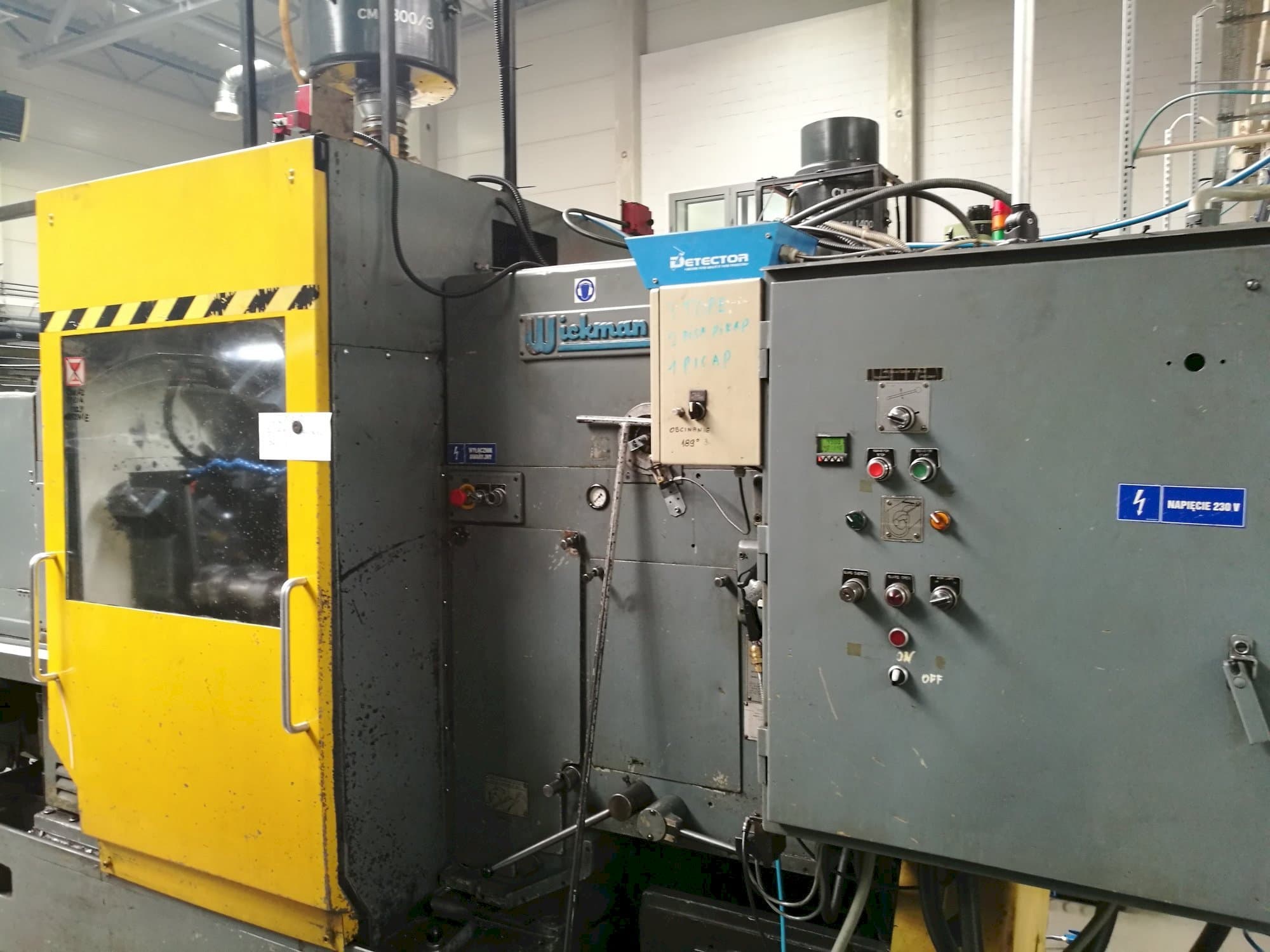 Vista frontale della macchina Wickman 2  1/4"-6