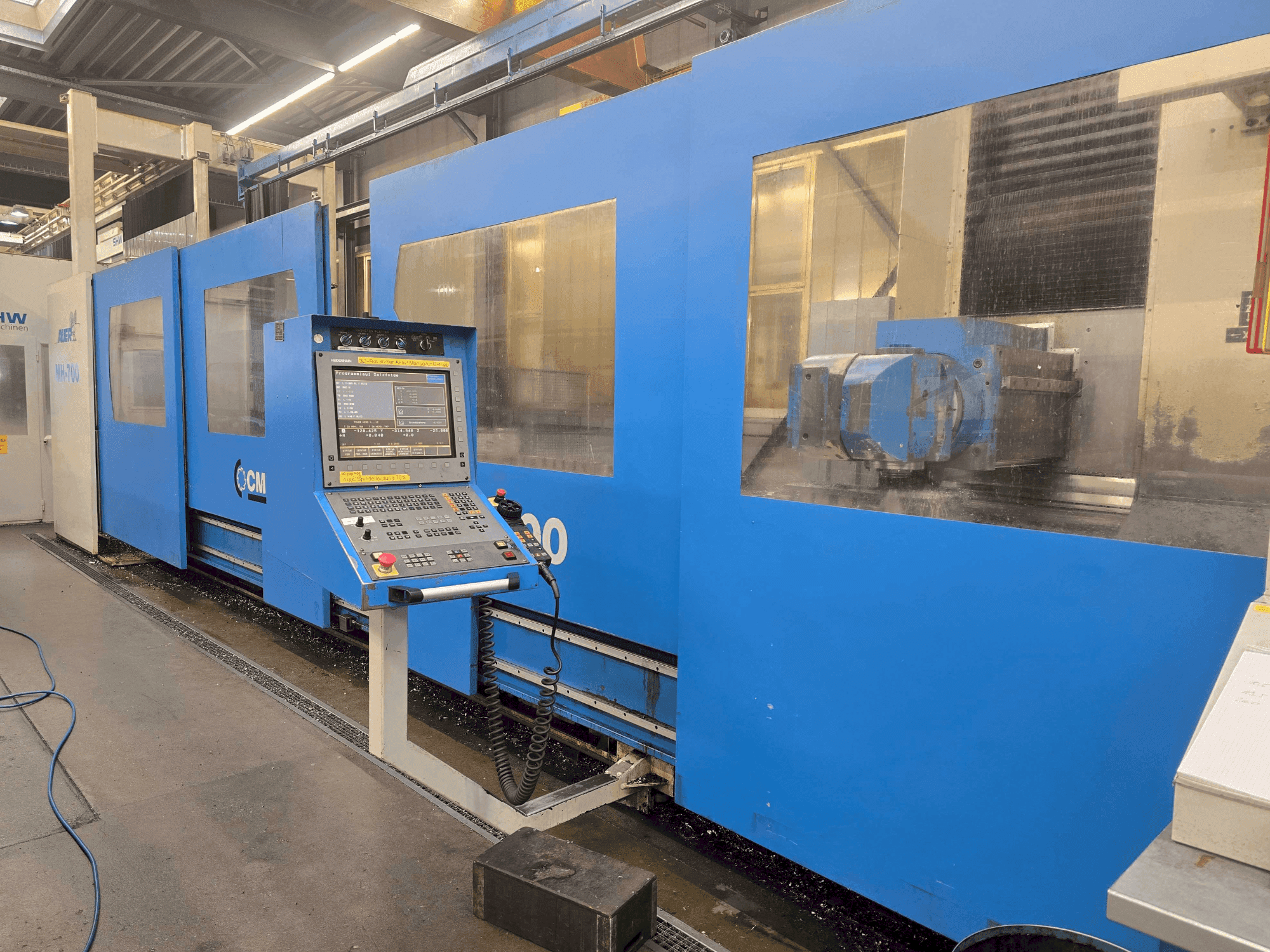 Vista frontale della macchina CME MH-700