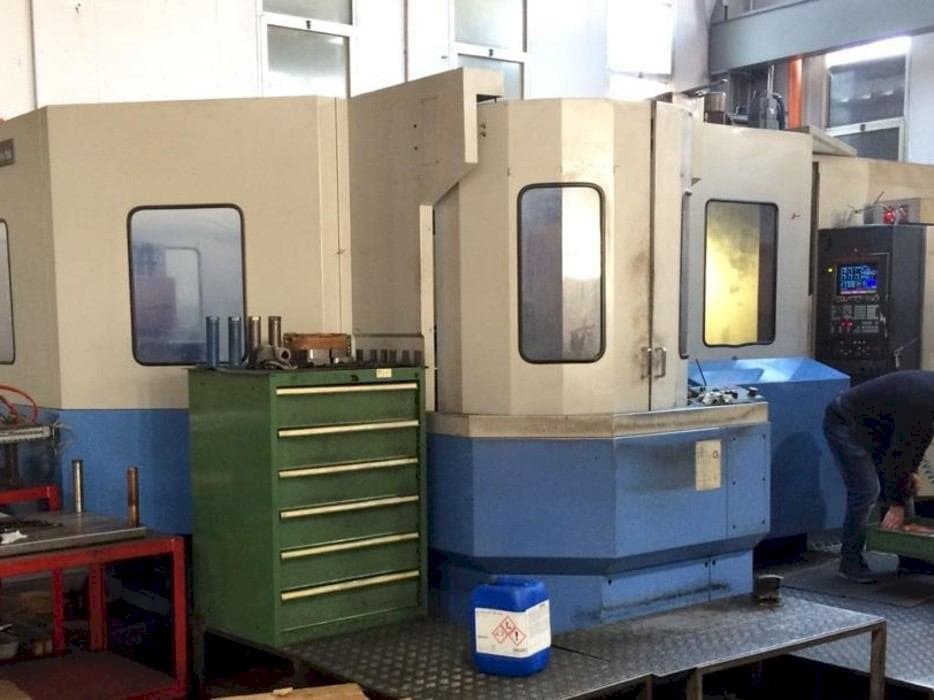 Vista frontale della macchina Mazak FH 780