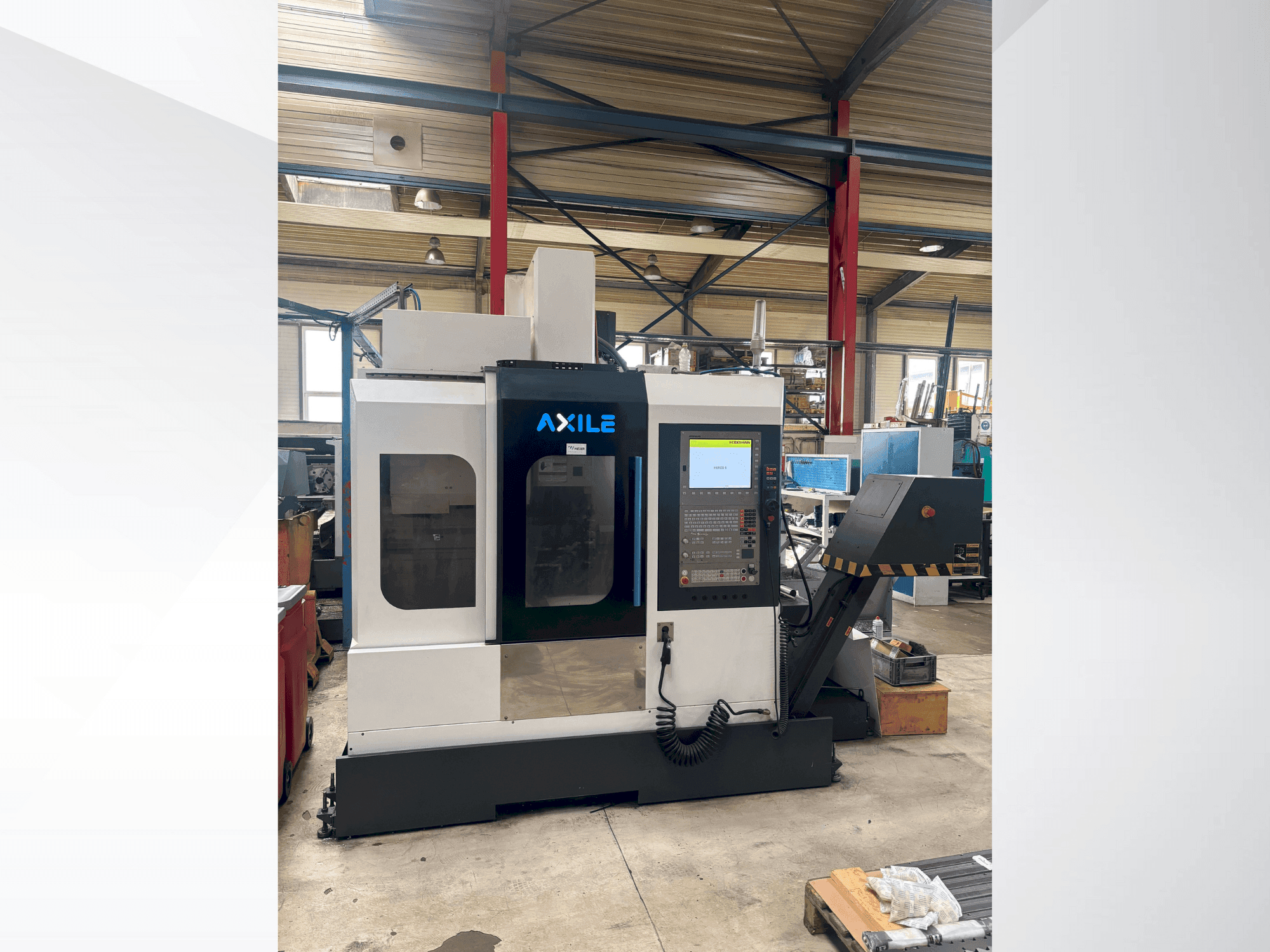 Vista frontale della macchina AXILE V4