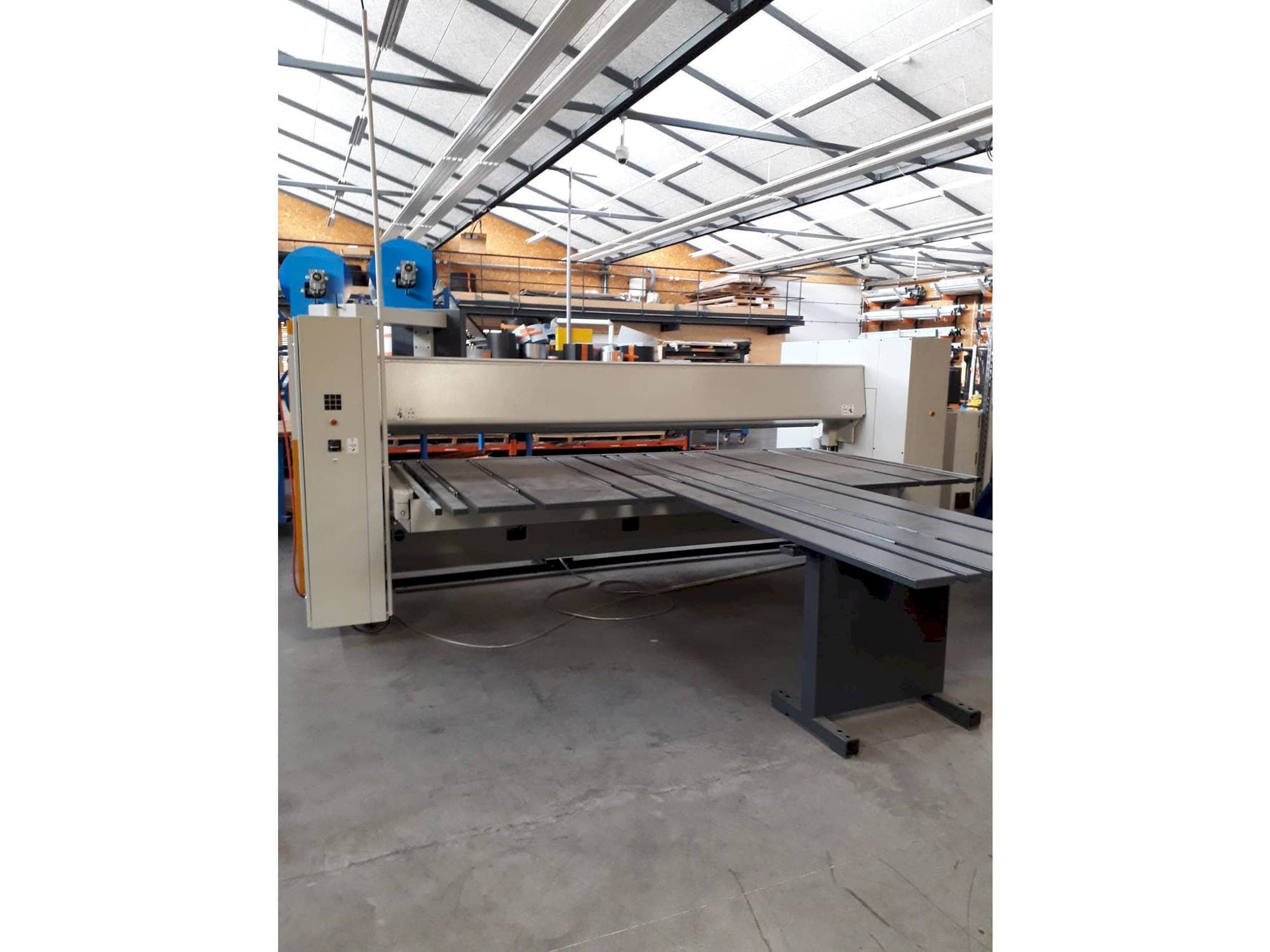 Vista frontale della macchina RAS 62.30-2 TURBO 2