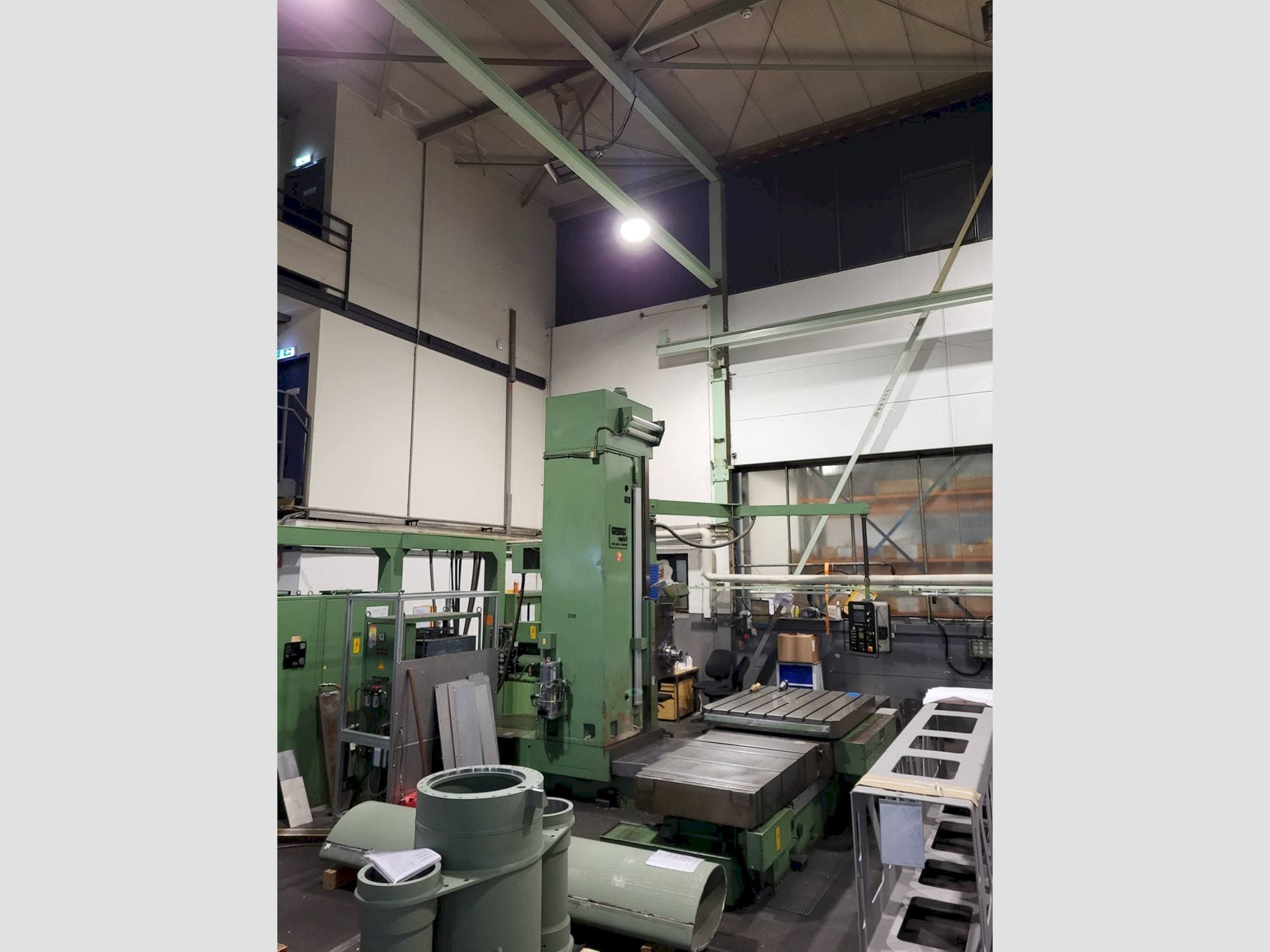 Vista frontale della macchina WOTAN 1 R/6