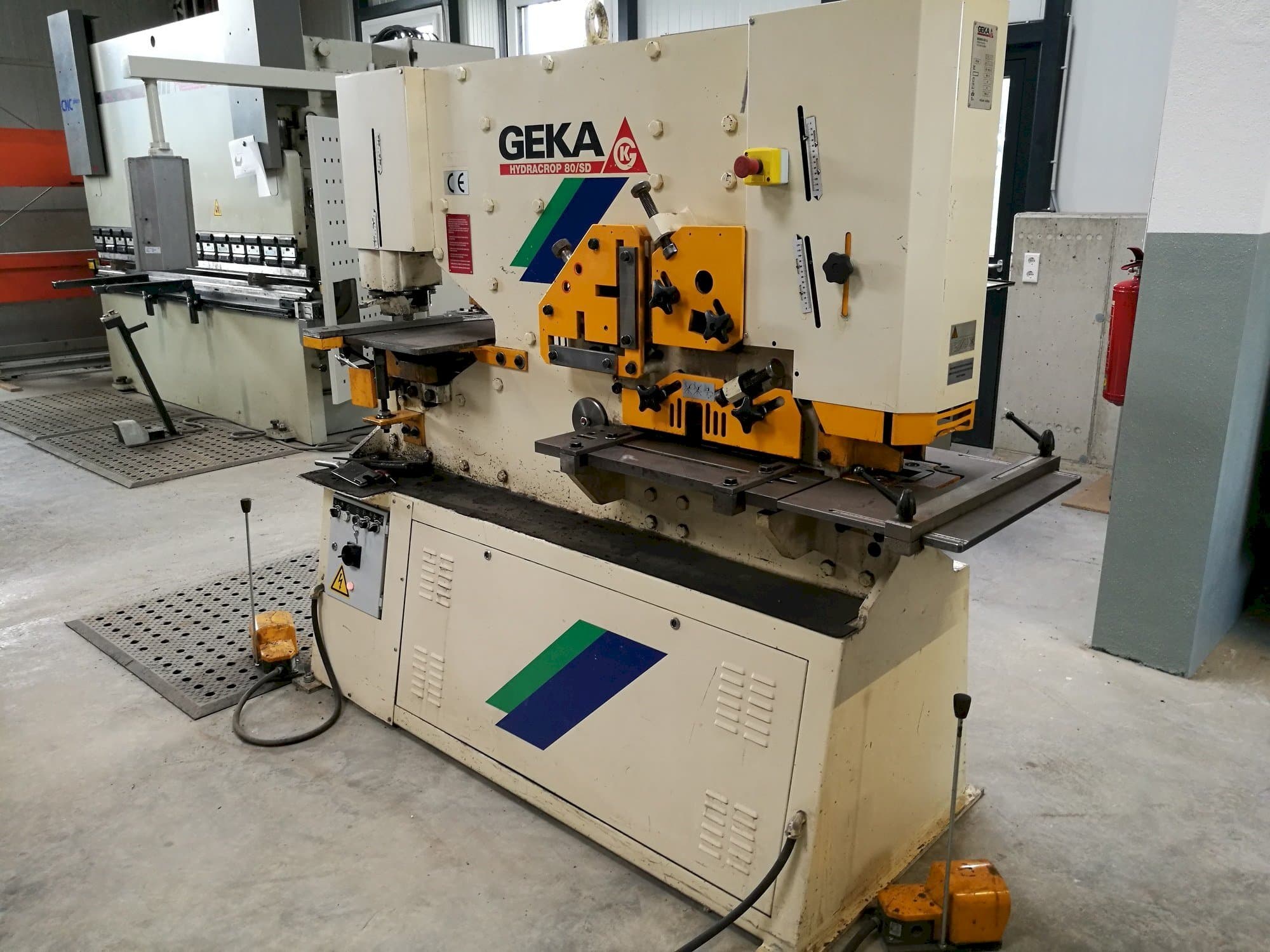 Vista frontale della macchina GEKA Hydracrop 80 SD