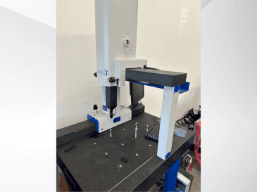 Vista frontale della macchina THOME Prazision Prazision 3D Smart man
