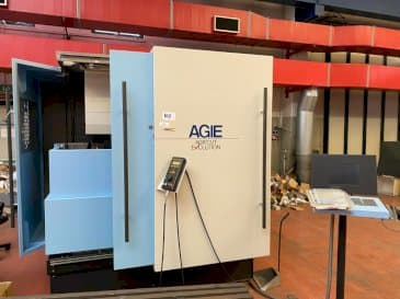 Vista frontale della macchina AGIE AGIEMATIC + AGIEPULS 60 HSF
