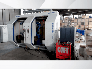 Vista frontale della macchina Yaskawa Motoman ArcWorld