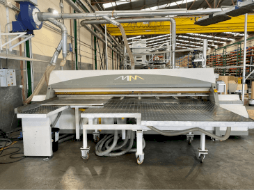 Vista frontale della macchina MACMAZZA Top Saw