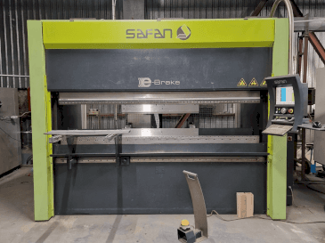 Vista frontale della macchina Safan E-Brake 80-2550-Ts3 Cnc