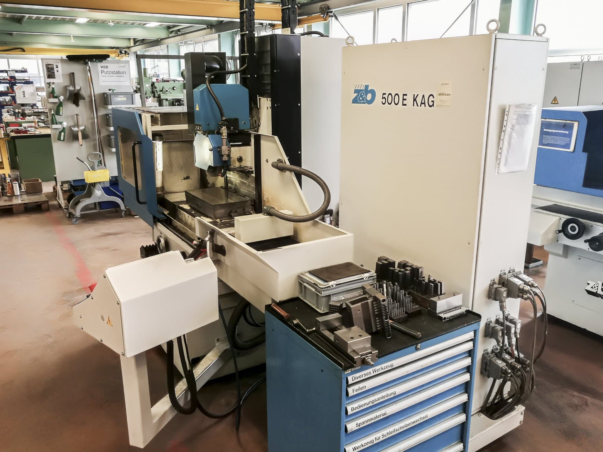 Vista lato destro della macchina ZIERSCH & BALTRUSCH STARLINE 500E