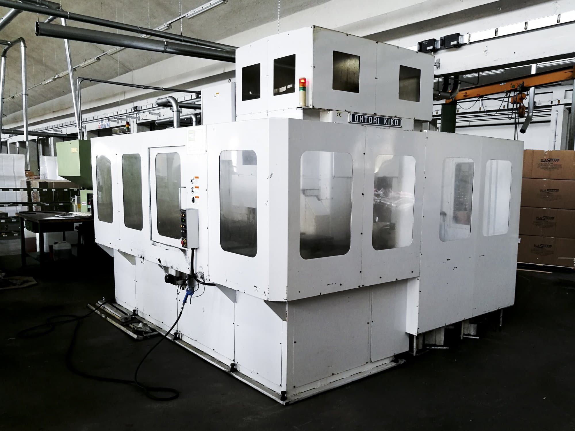 Vista lato destro della macchina OHTORI KIKO OSU 545