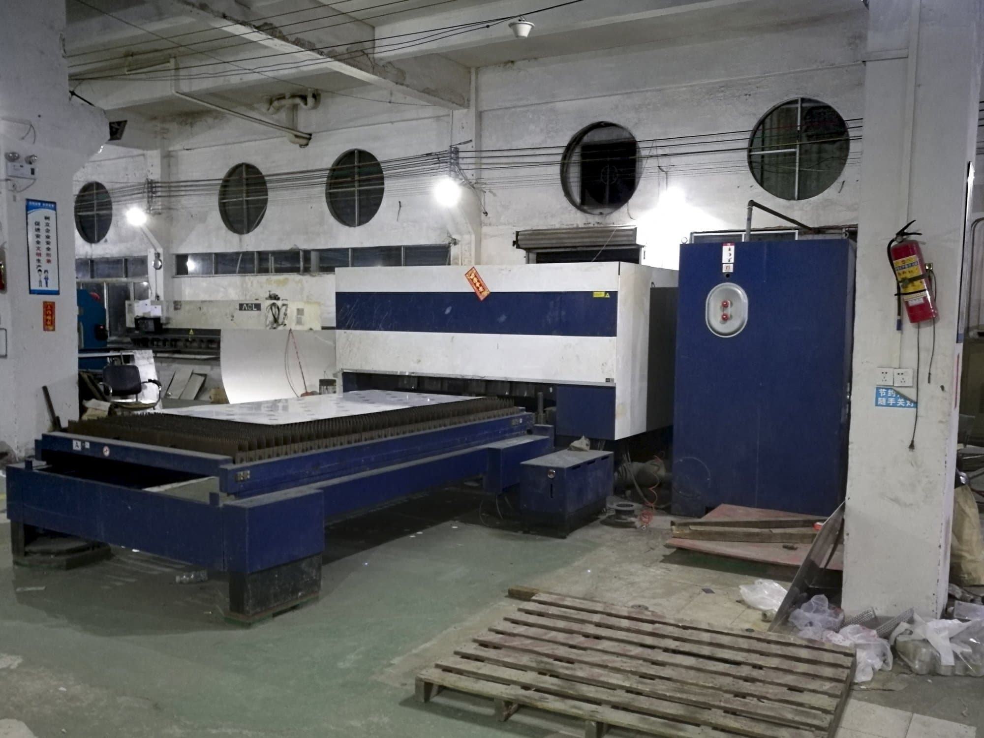Area di lavoro della macchina Trumpf TruLaser 3030
