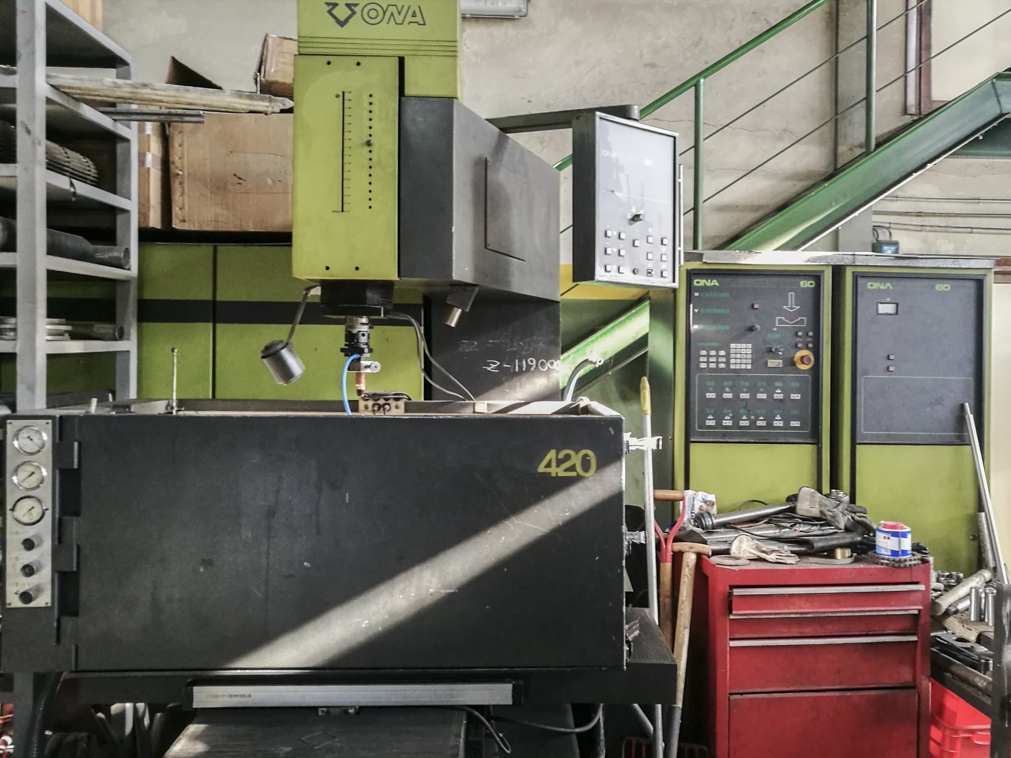 Vista frontale 1 della ONA ONOMATIC 420 macchina