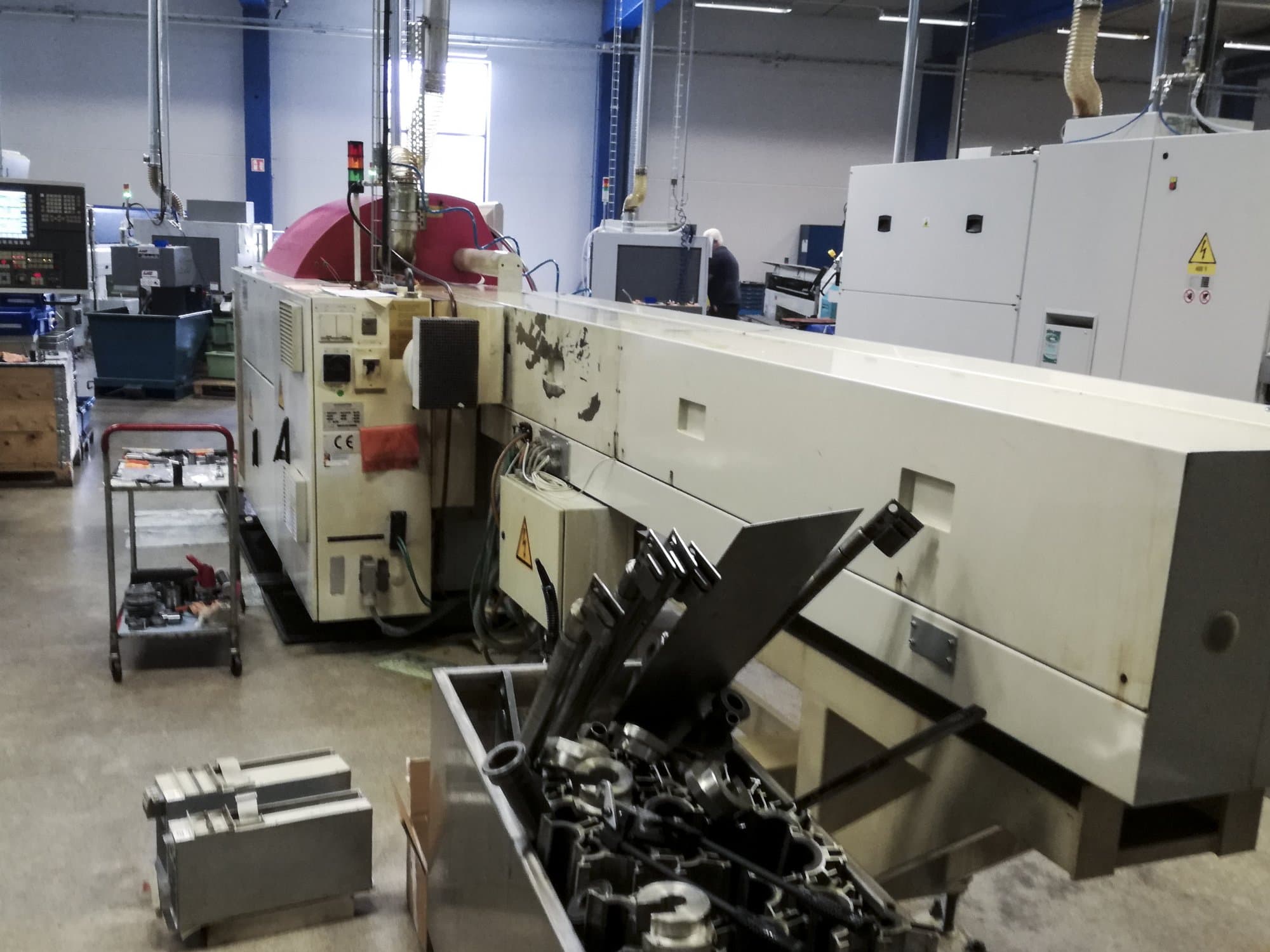 Vista lato destro della macchina Gildemeister MF Sprint 65