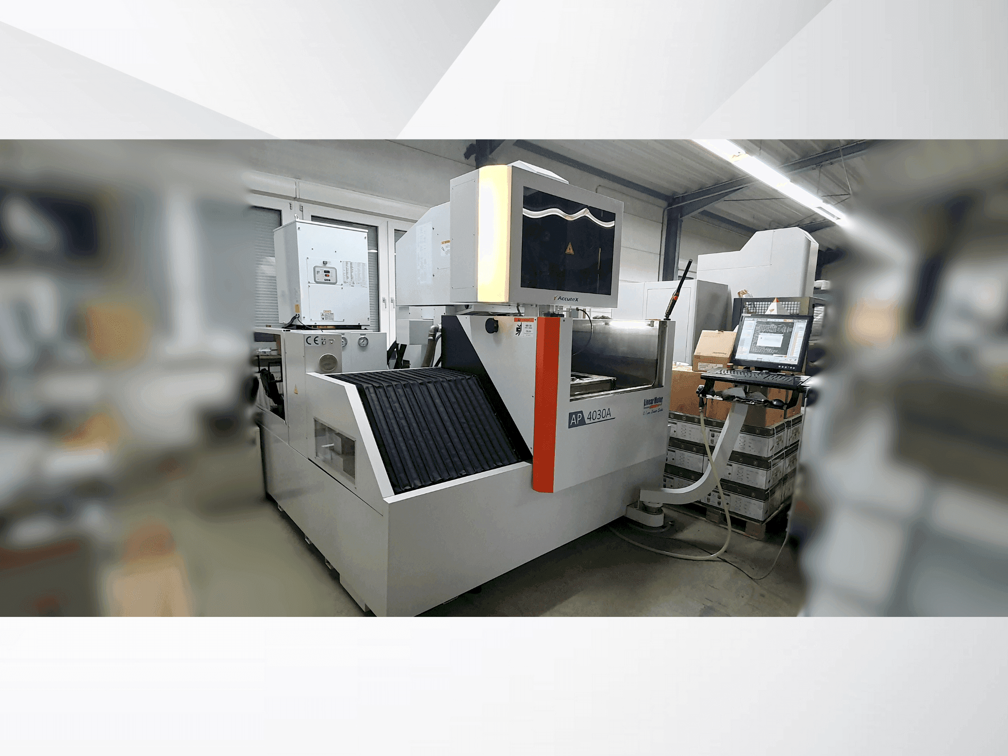 Vista frontale della macchina AccuteX AP 4030A