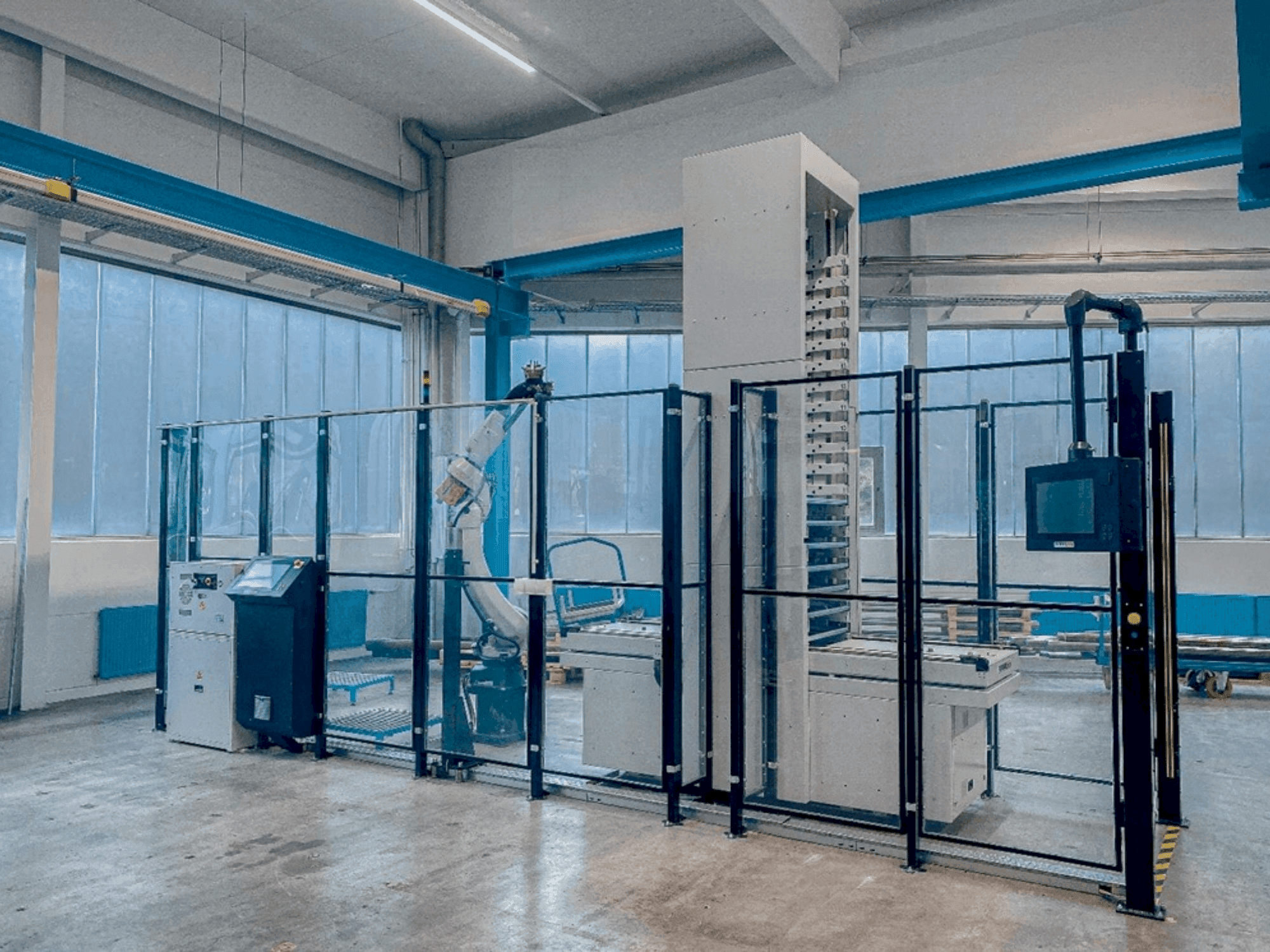 Vista frontale della macchina FANUC ARC Mate 120iD/35, M-20iD/35