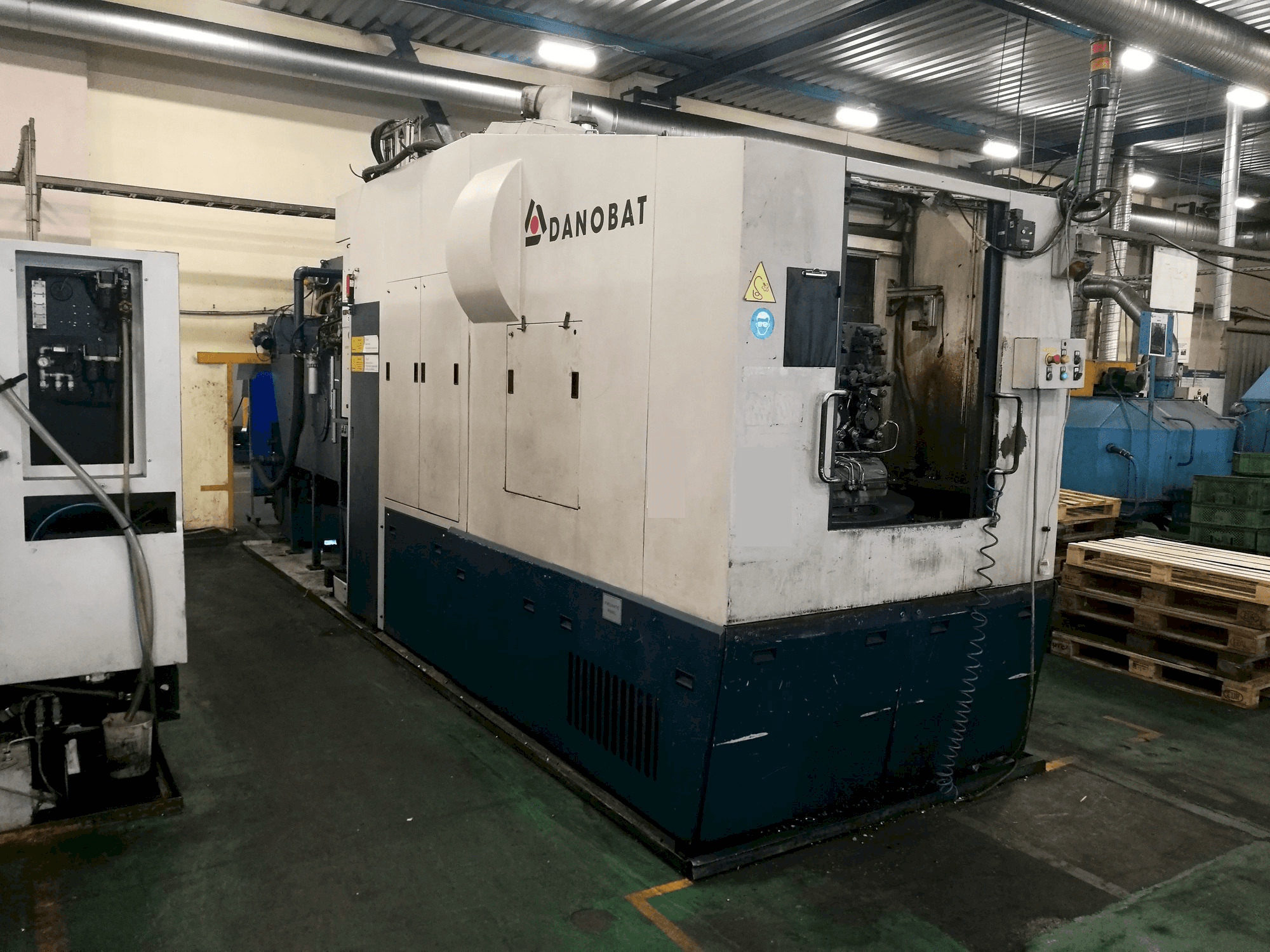 Vista frontale della macchina DANOBAT DS 500 - HS