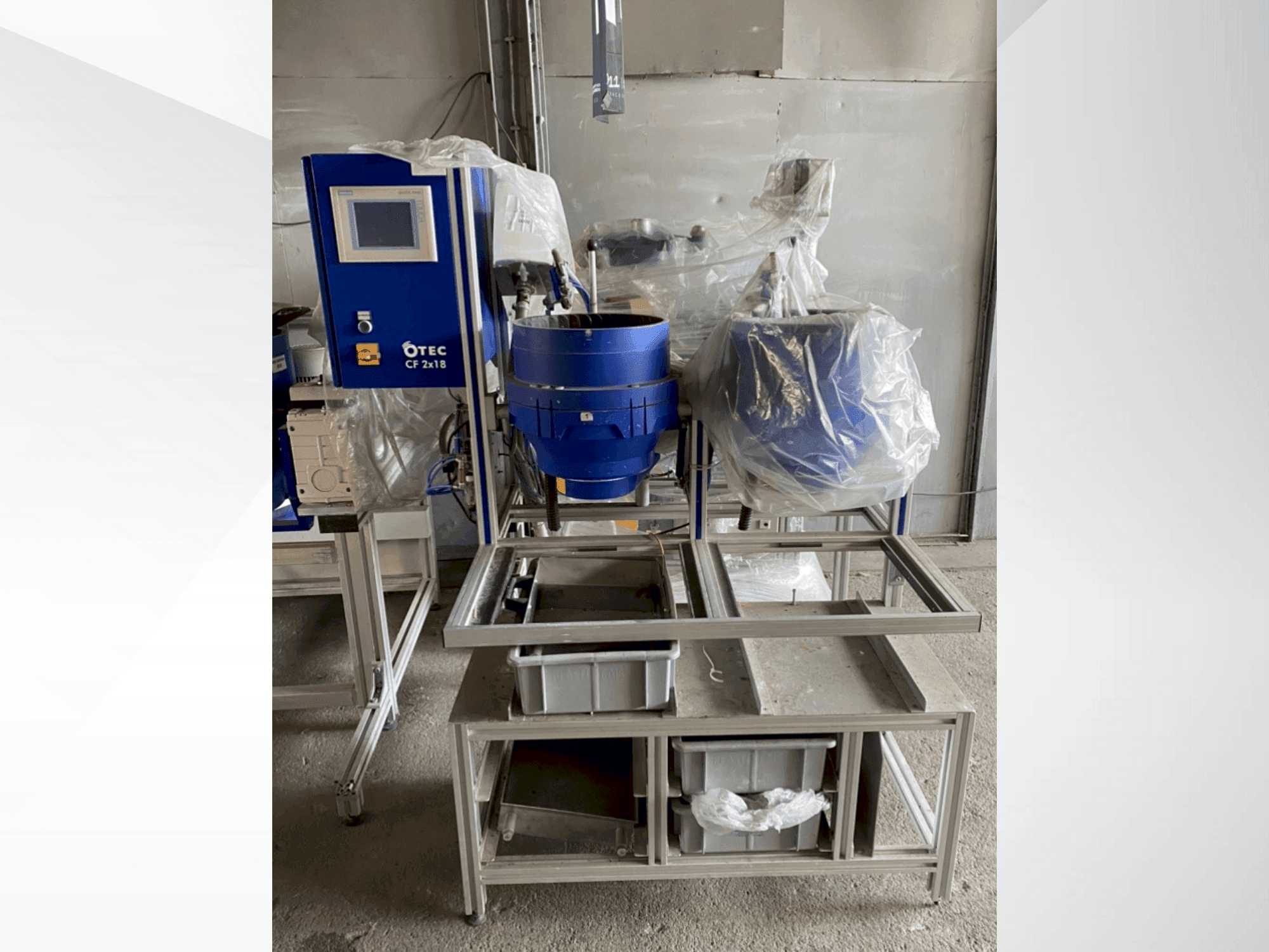 Vista frontale della macchina OTEC CF 2x 18