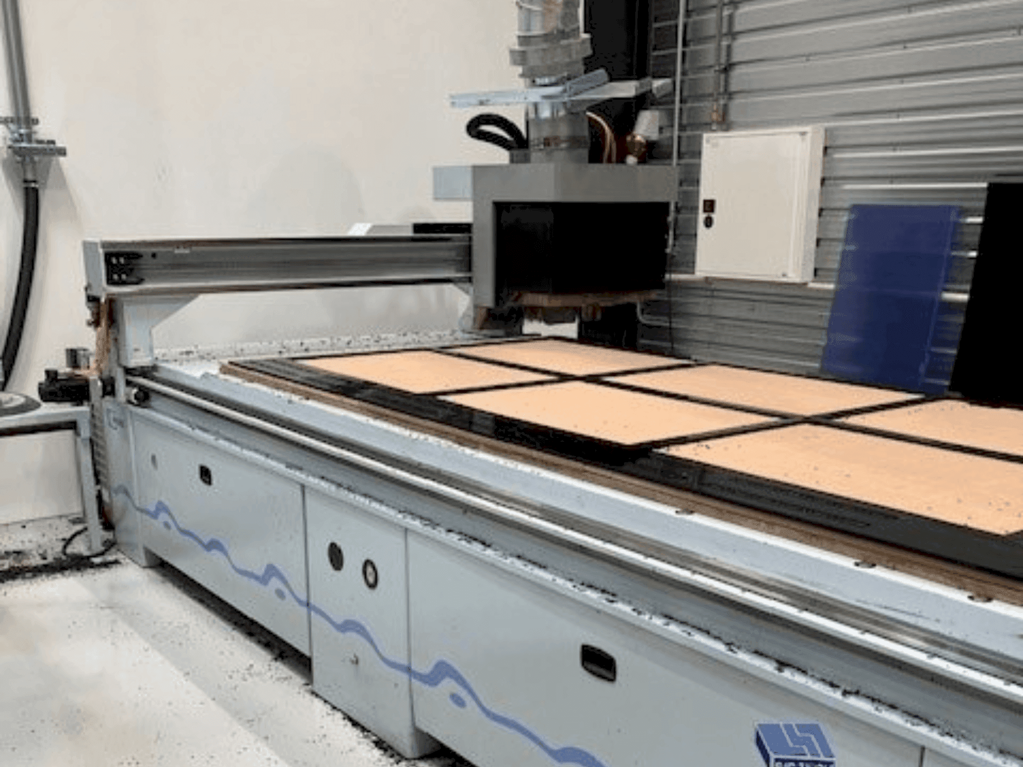 Vista frontale della macchina Weeke Optimat BHP Vantage 34M