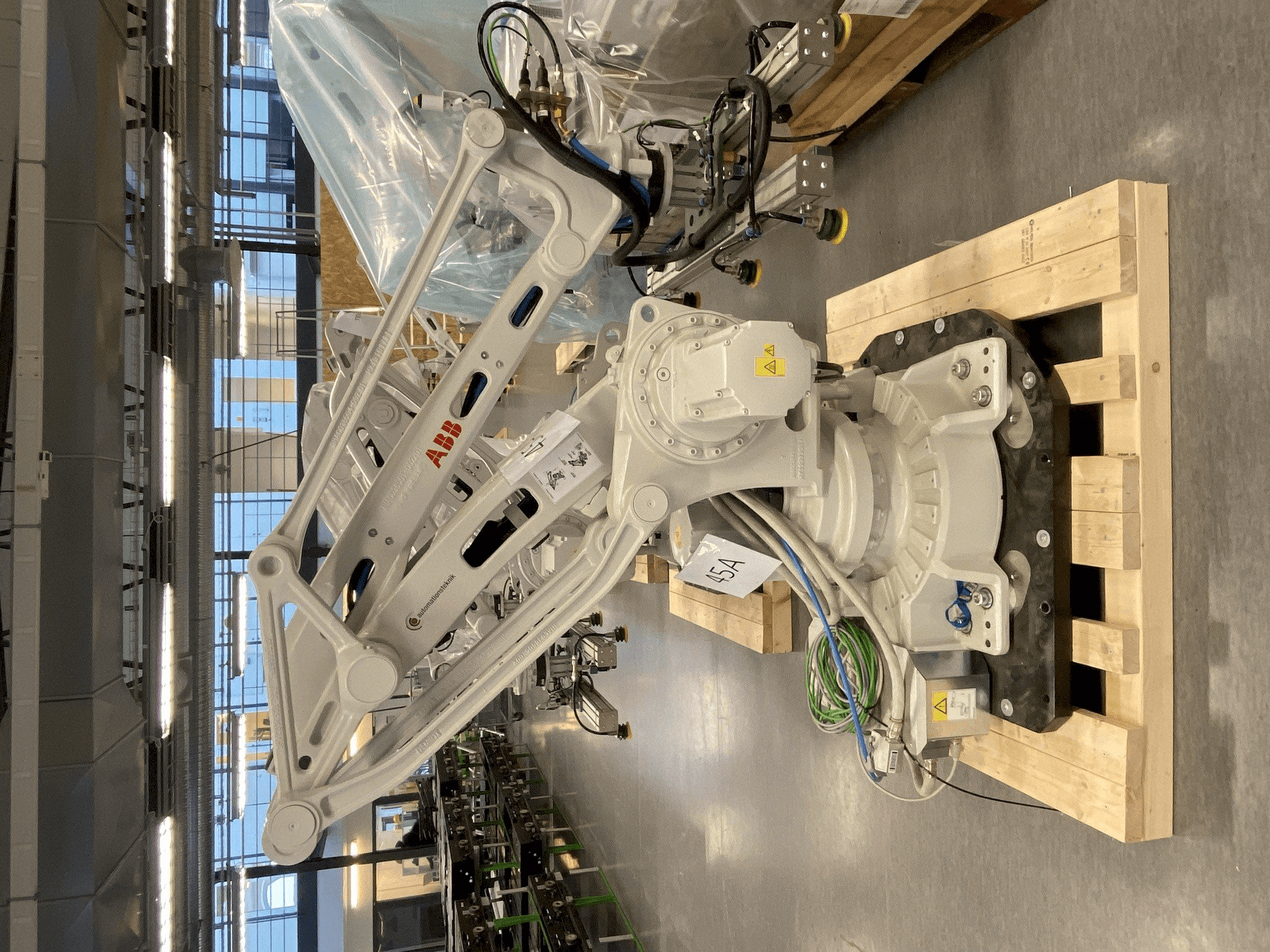 Vista frontale della macchina ABB IRB 460-110/2.4