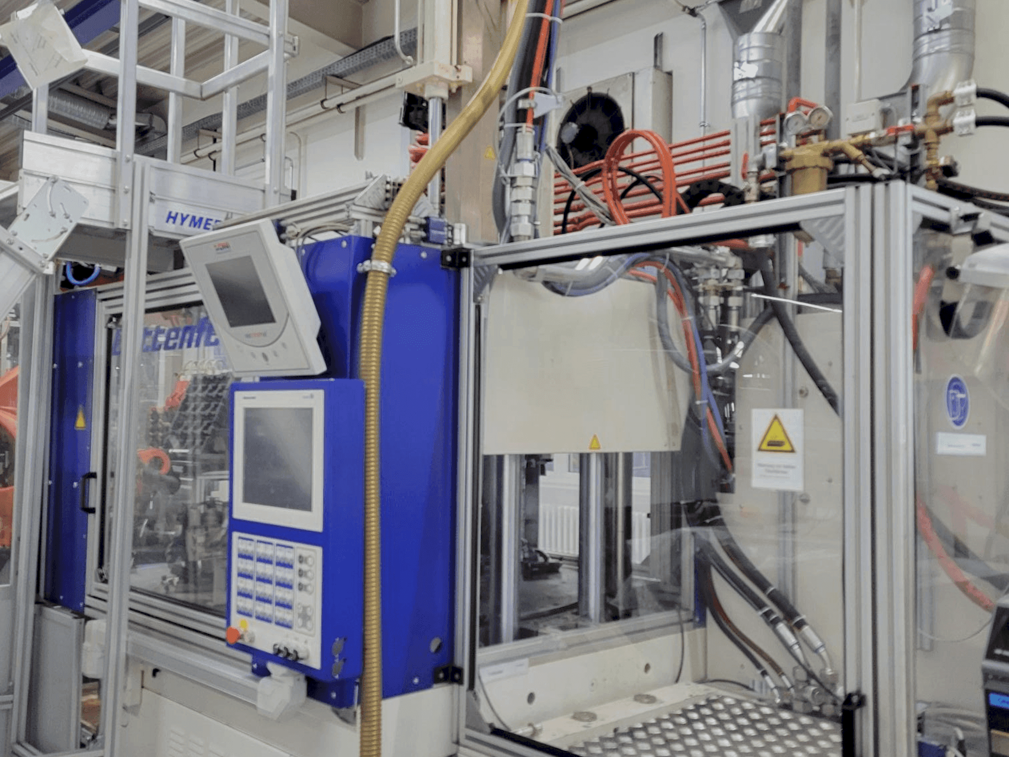 Vista frontale della macchina Battenfeld VM 150/750V R1520 UNIGLOG B6S