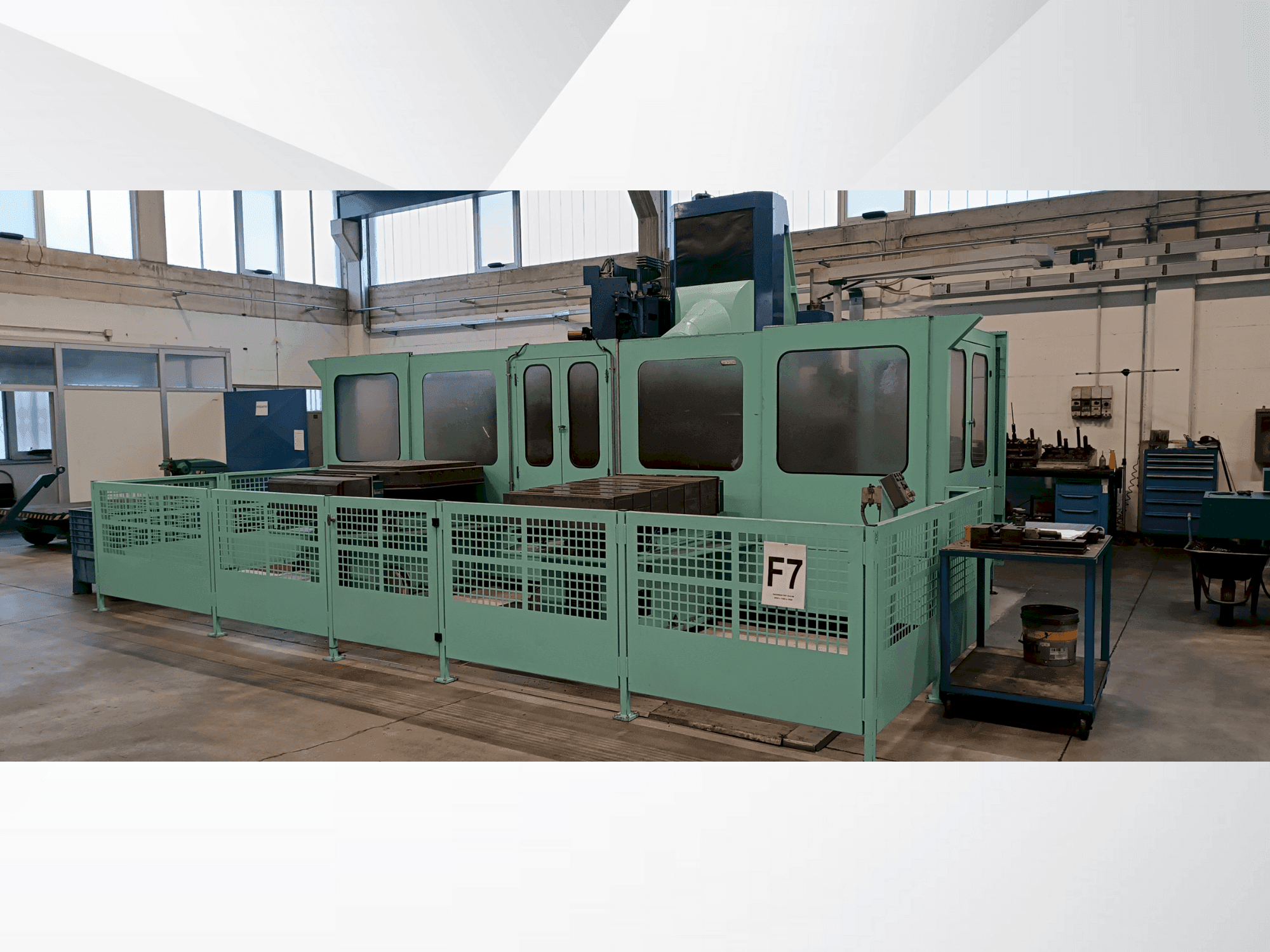 Vista frontale della macchina SACHMAN TRT314 H