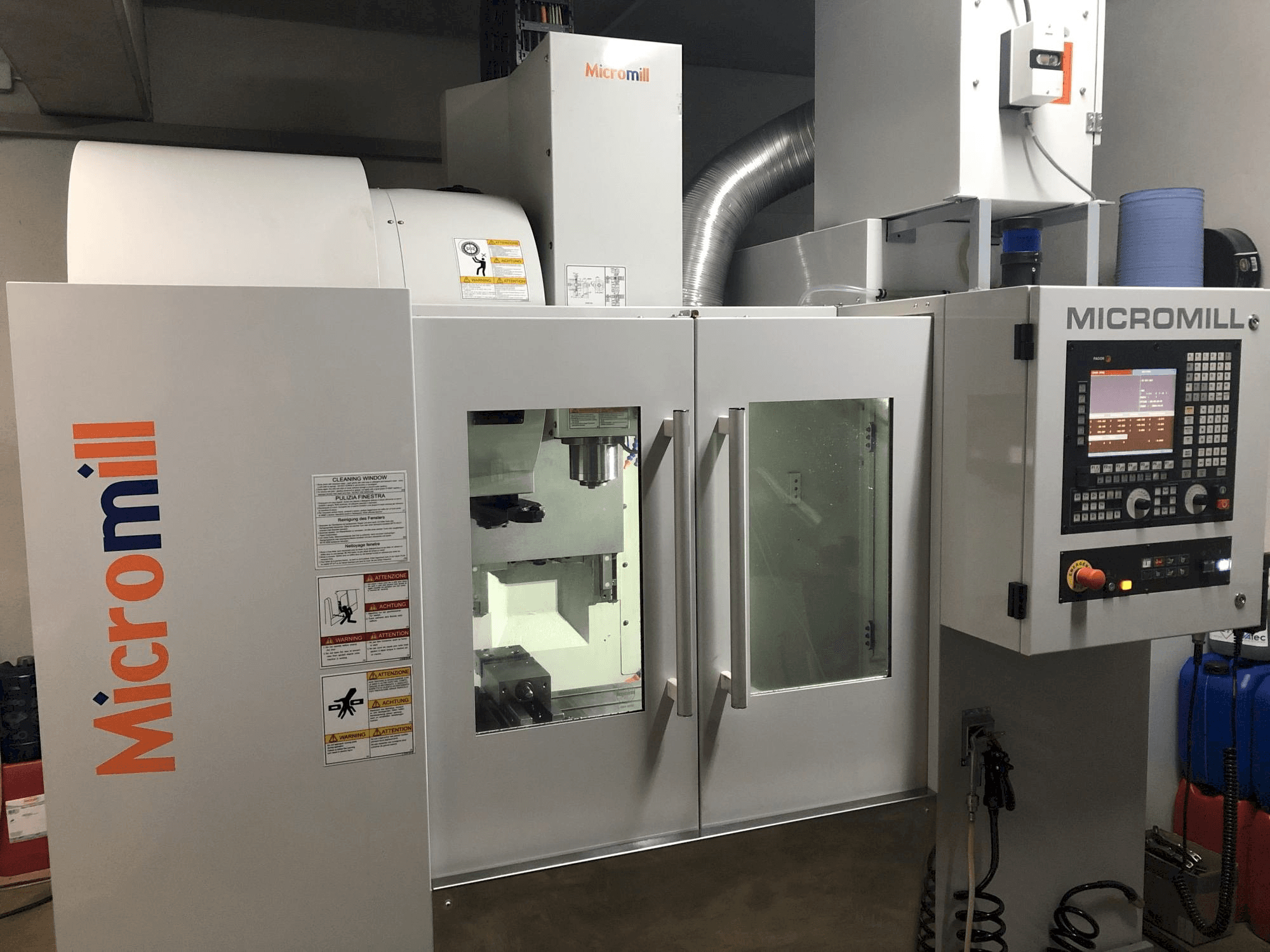 Vista frontale della macchina Micromill MM 430