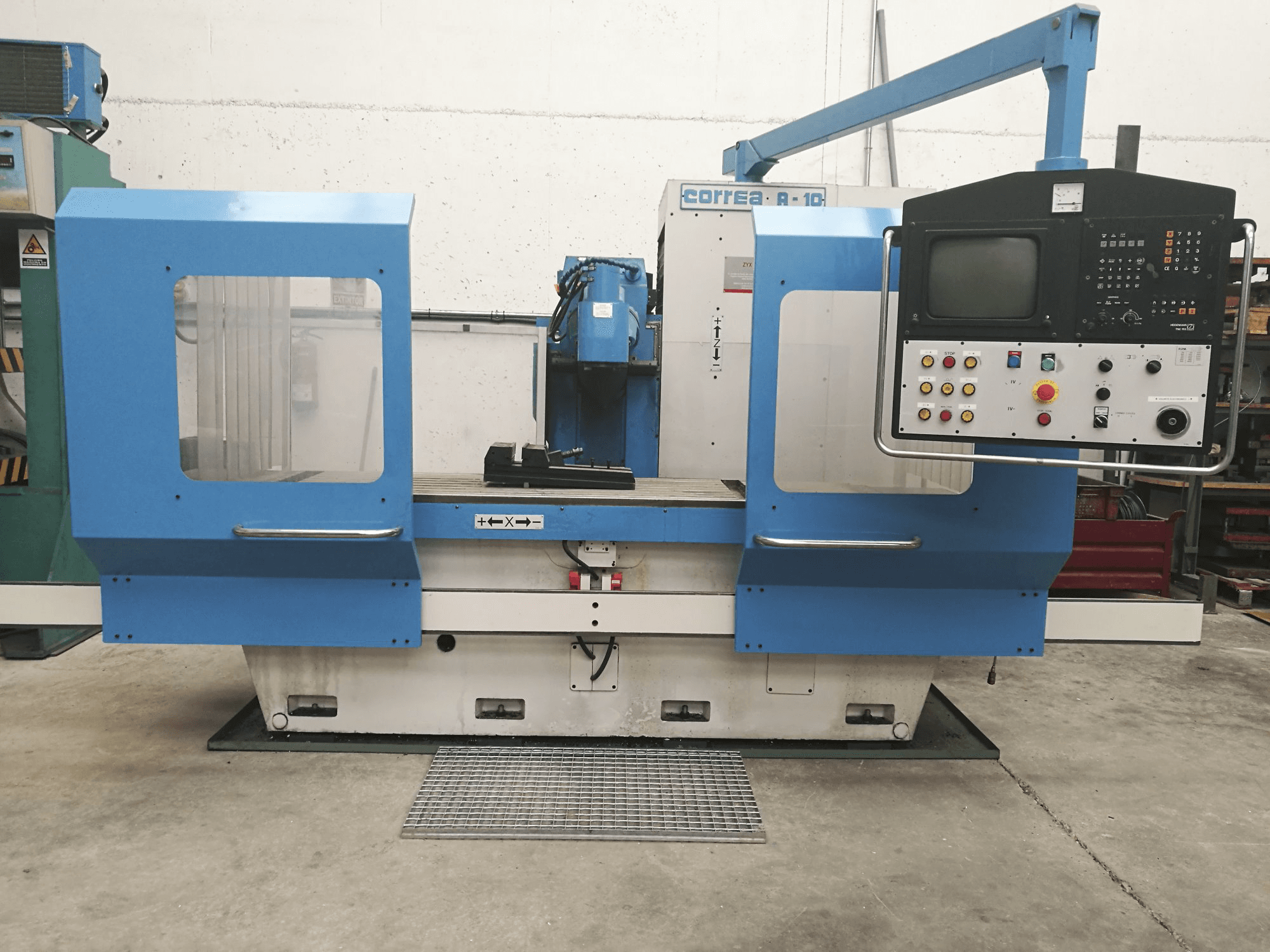 Vista frontale 1 della macchina Correa A-10