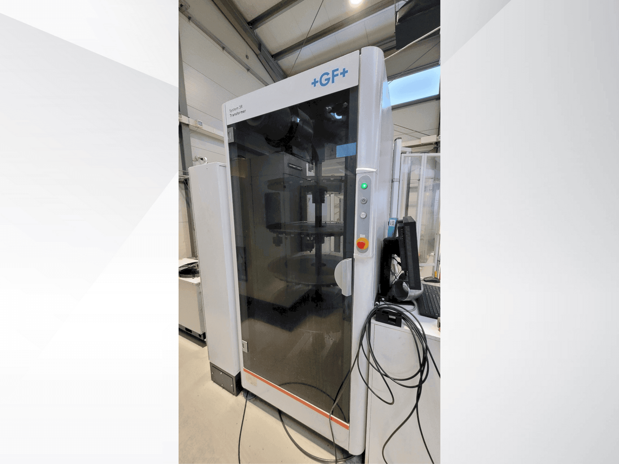 Vista frontale della macchina +GF+ System 3R transformer