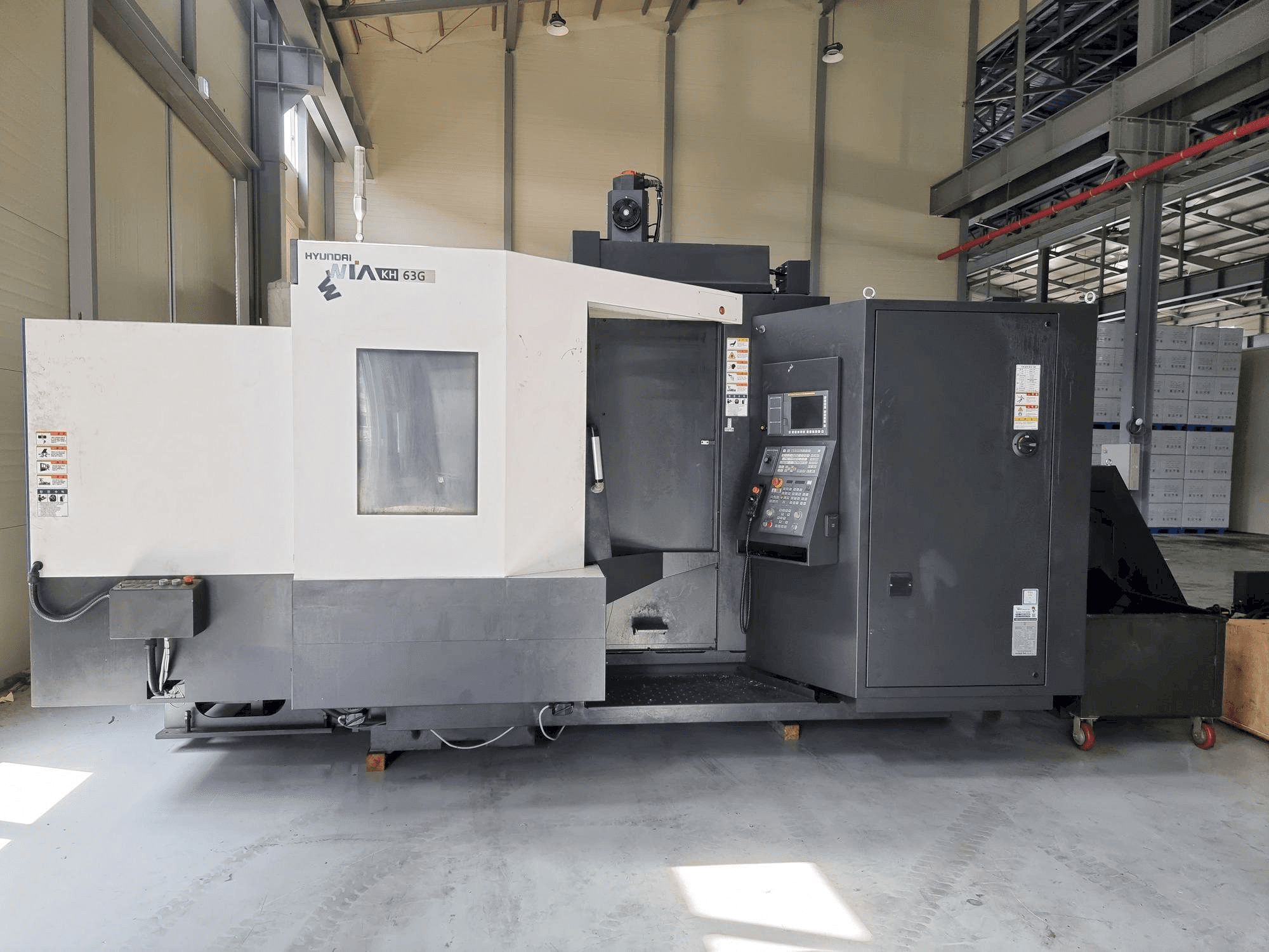 Vista frontale della macchina Hyundai Wia KH63G