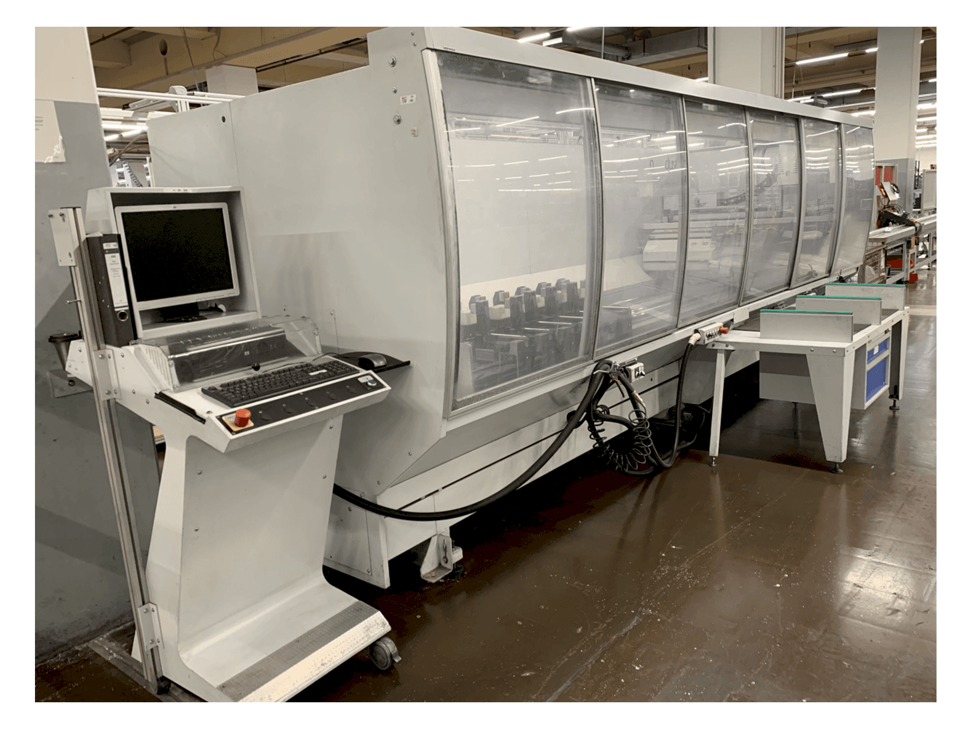 Vista laterale sinistra della macchina FomIndustrie Dali 40