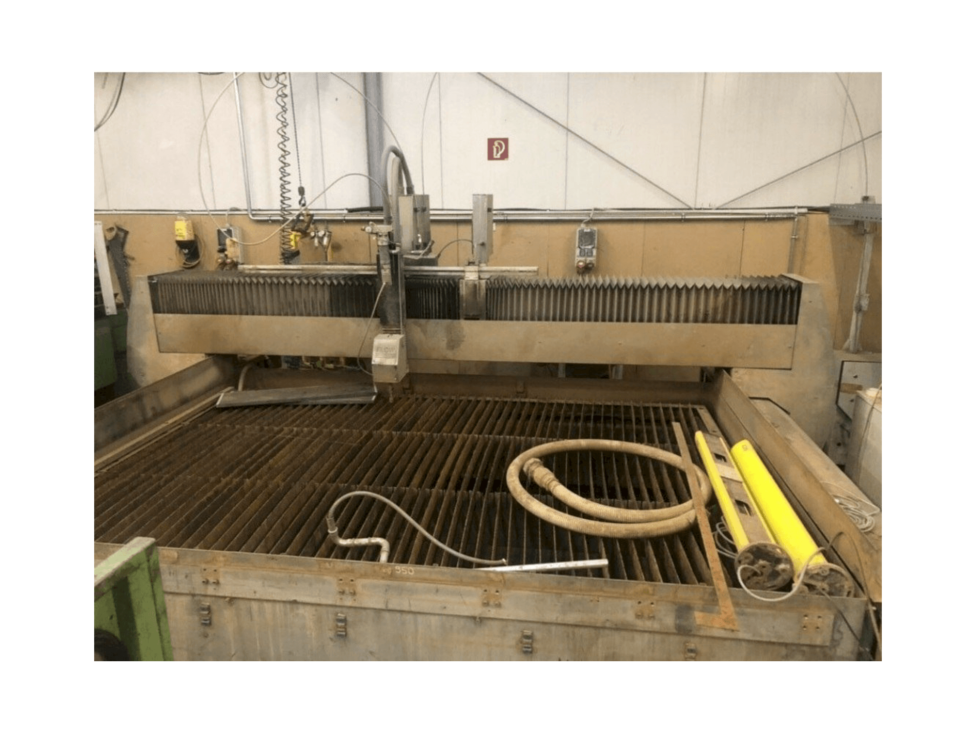 Vista frontale della macchina Flow WMCE-3020