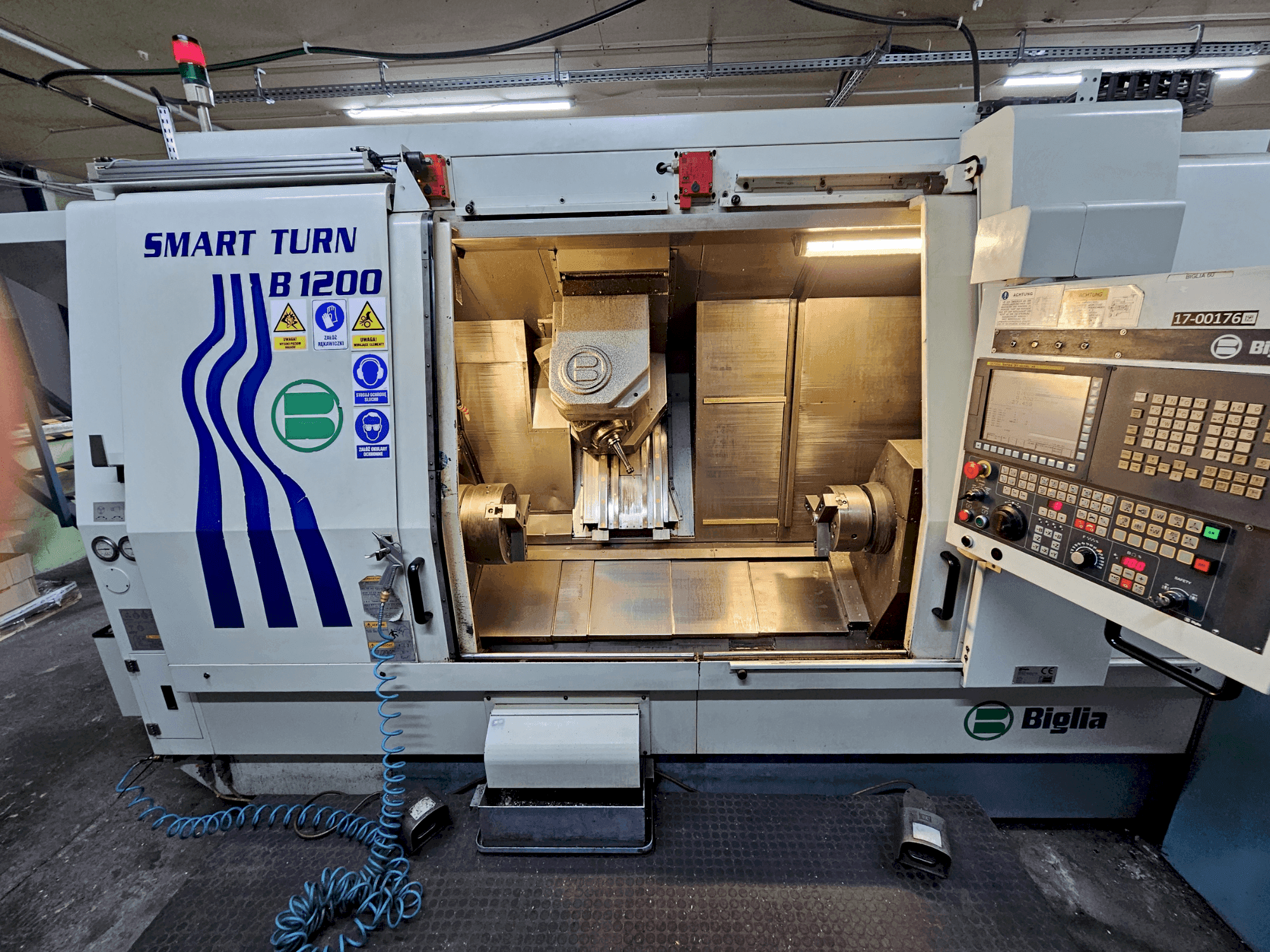 Vista frontale della macchina Biglia Smart Turn 1200