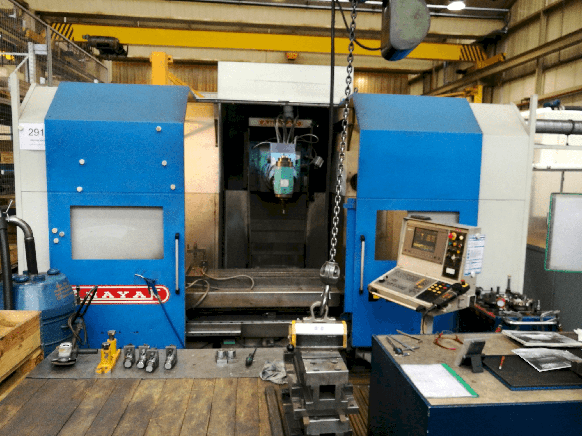 Vista frontale della macchina ANAYAK VH-1800